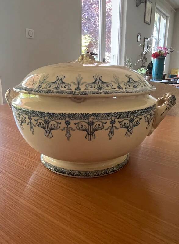 Gien soup tureen - Ironstone