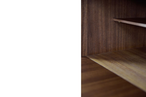 Buffet haut classique scandinave en teck avec tiroirs, années 1960