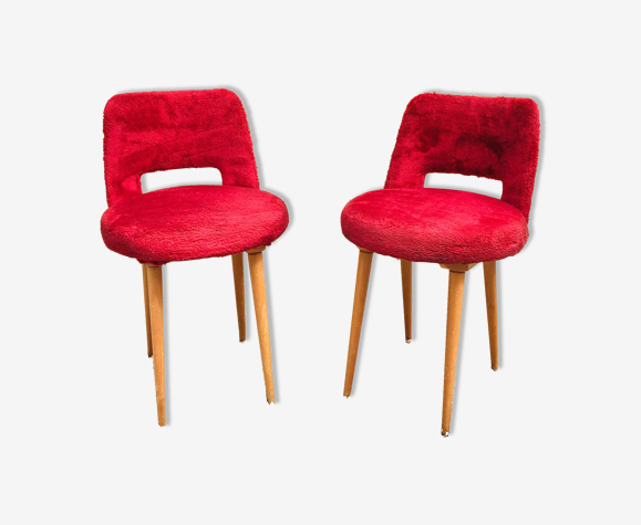 Chaises en fausse fourrure rouge