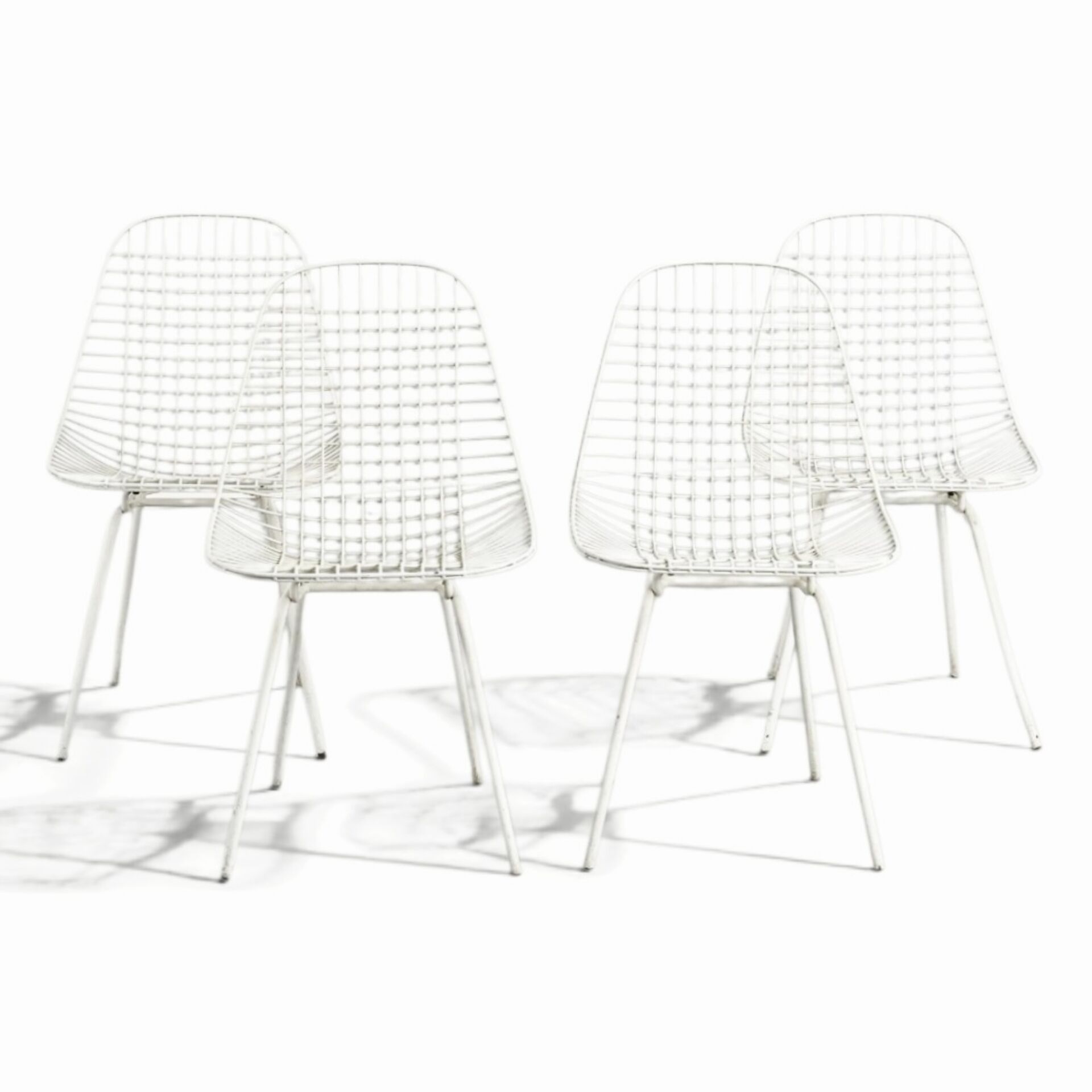 Lot De 4 Chaises "bikini" De Charles & Ray Eames Pour Herman Miller