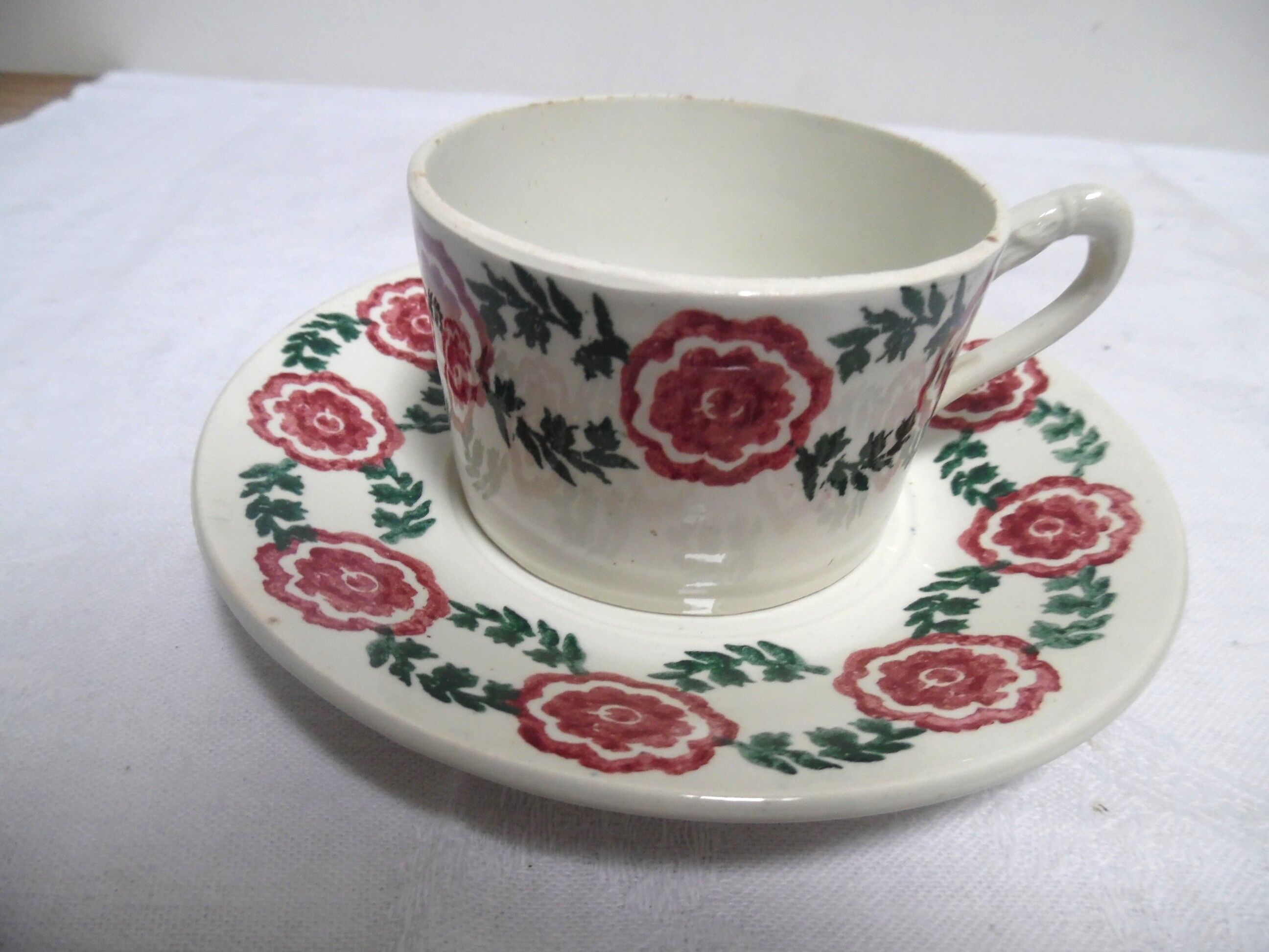 Duo of cups and saucers ceramic st amand