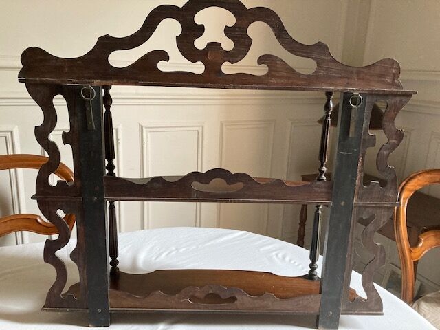 Napoleon III mahogany shelf