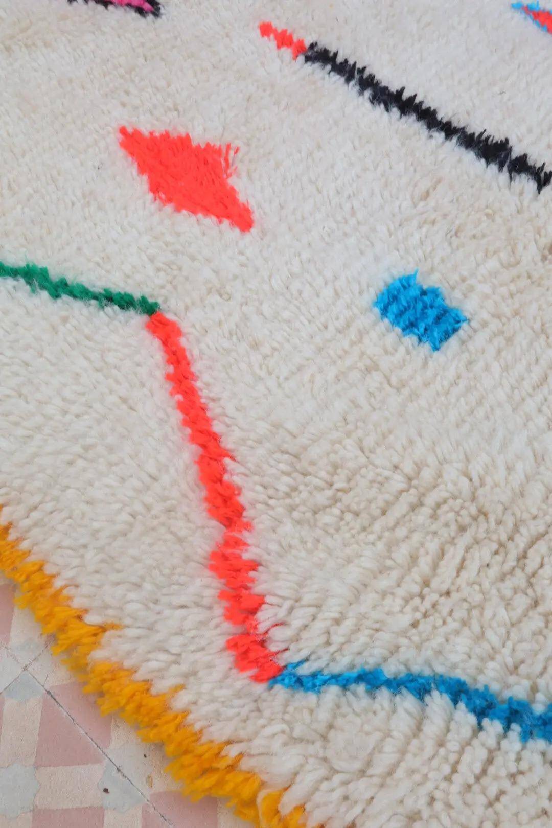 Traditional handmade Moroccan rug 2.5 x 1.5 m