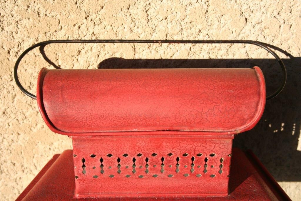 Painted sheet metal wall Lantern