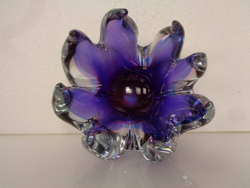 Large Italian bowl in purple Murano glass, 1960s
