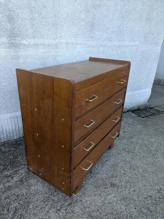 Vintage chest of drawers