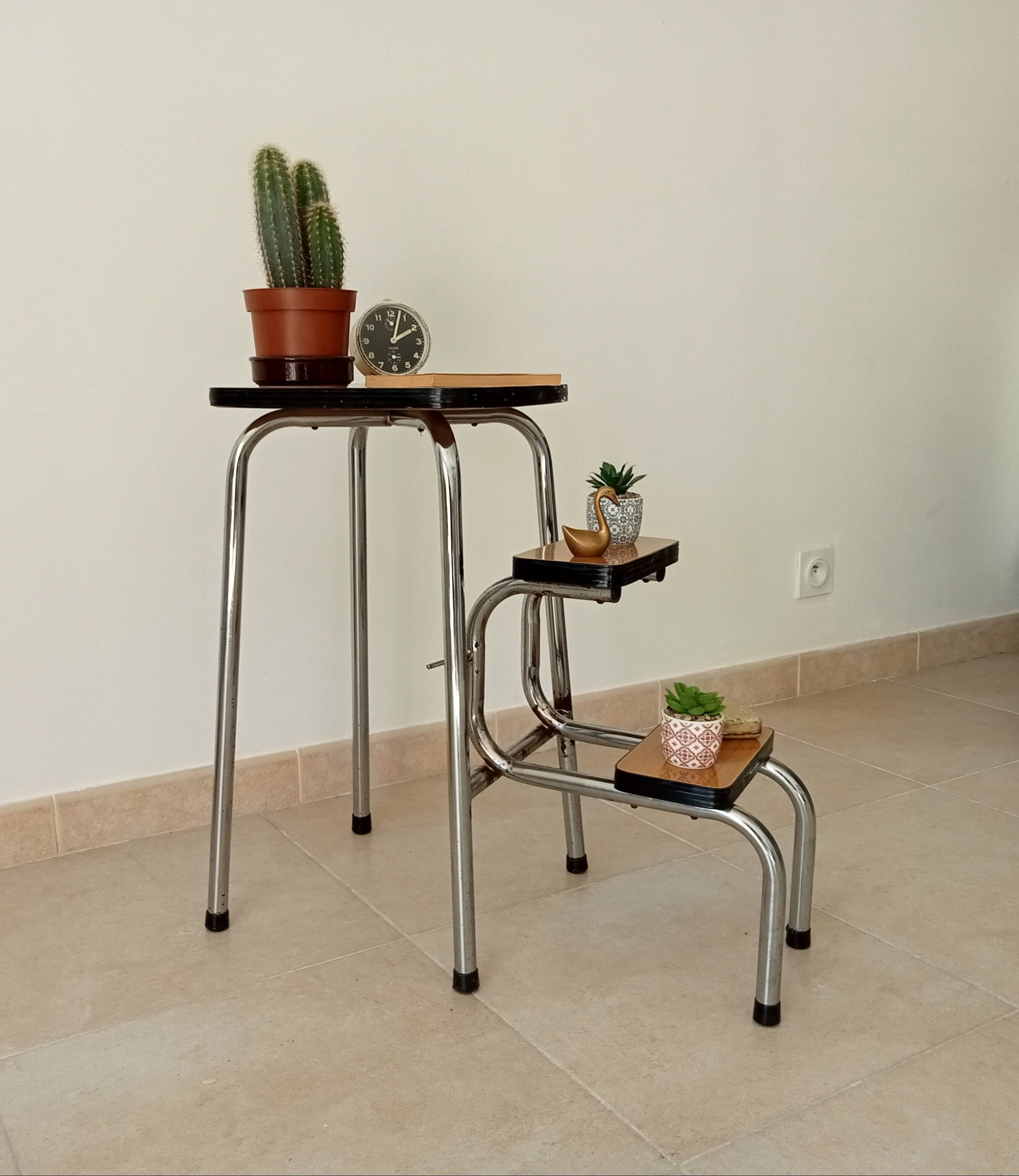 Vintage formica stepladder stool from the 70s/80s