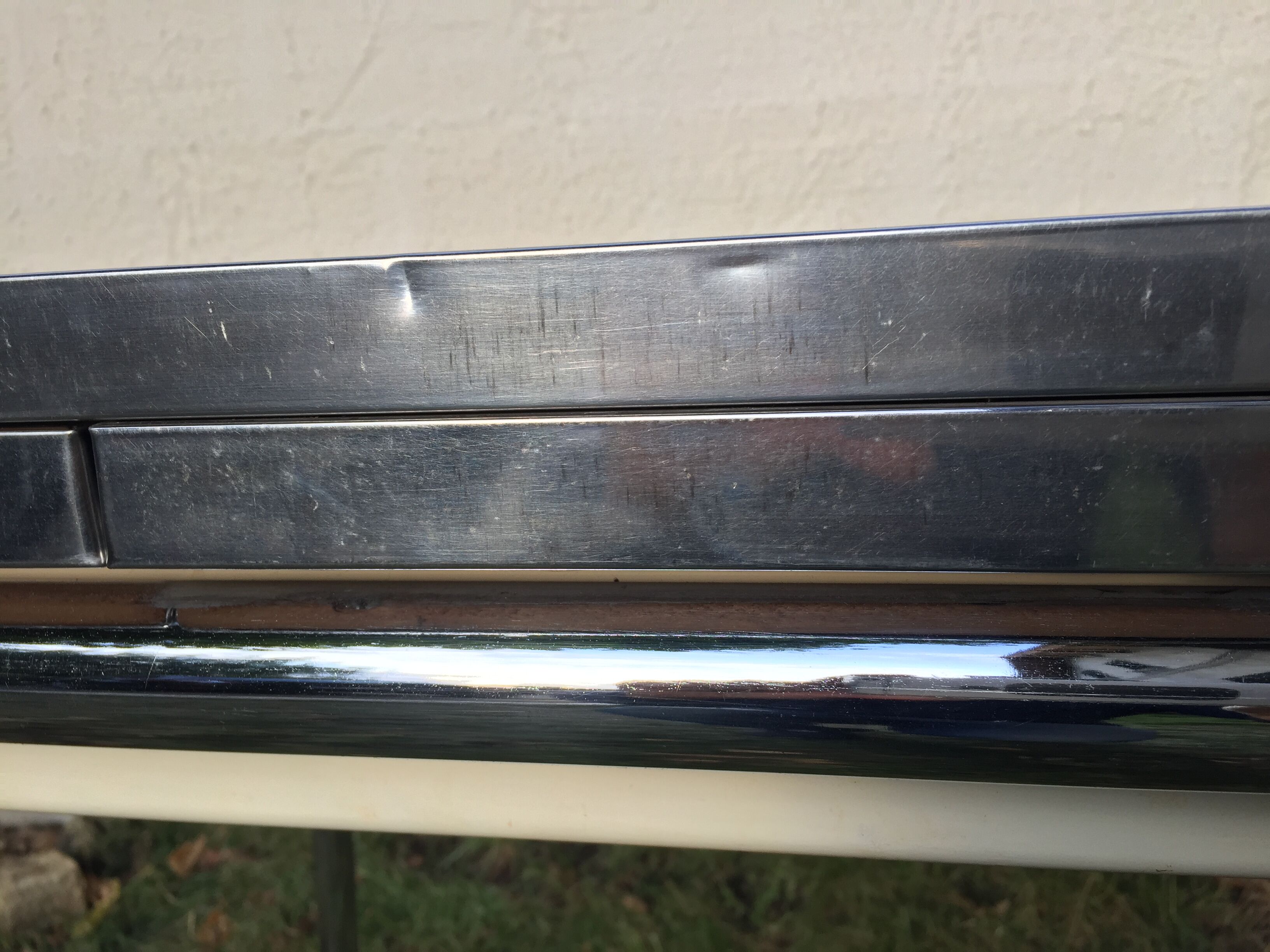 White vintage formica table 60s