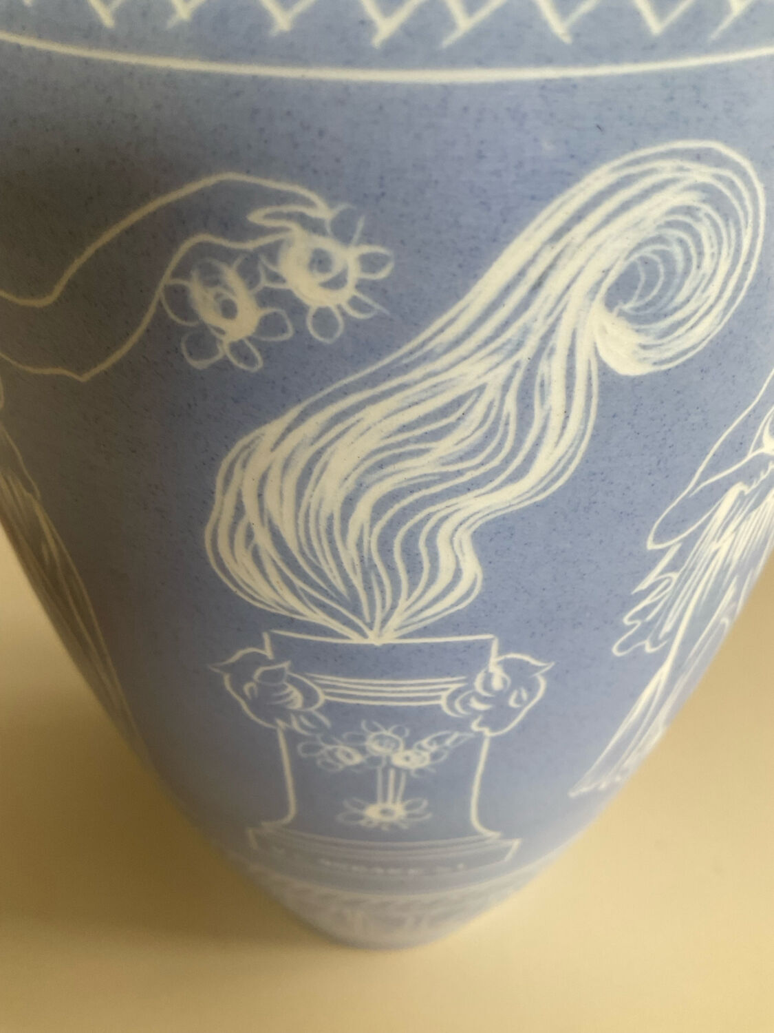 Italian vase by V. Cardaresi from the 1970s.