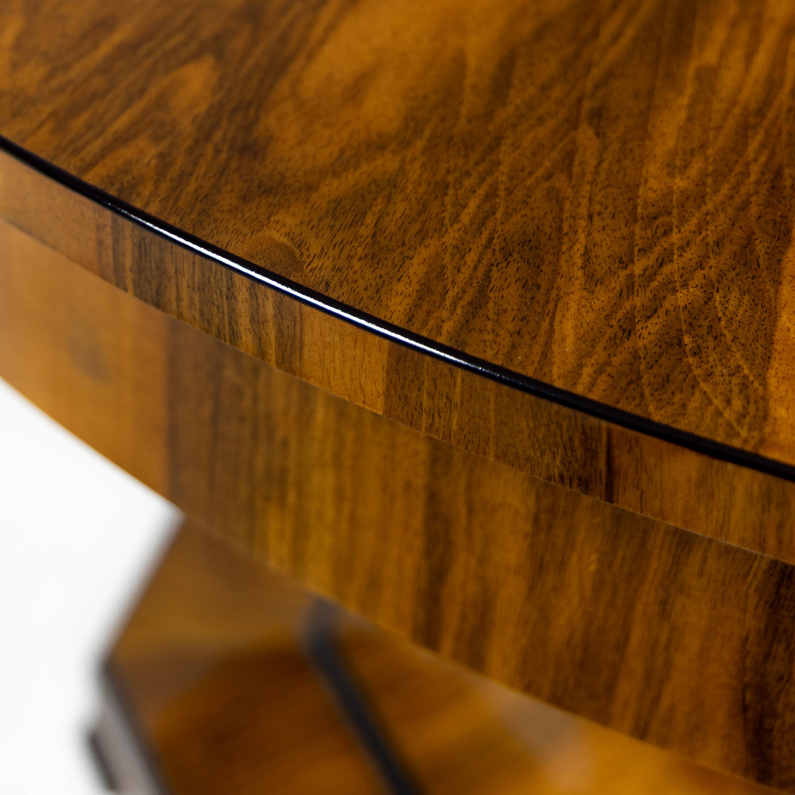 Extendable Biedermeier walnut round table - 1920-1939