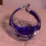 Cendrier en verre soufflé transparent et bleu avec une forme design
