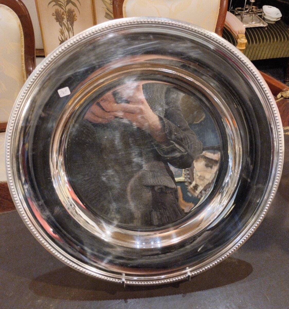 1262085 - Plat Circulaire - Modèle Perles - Christofle - V. 1980.