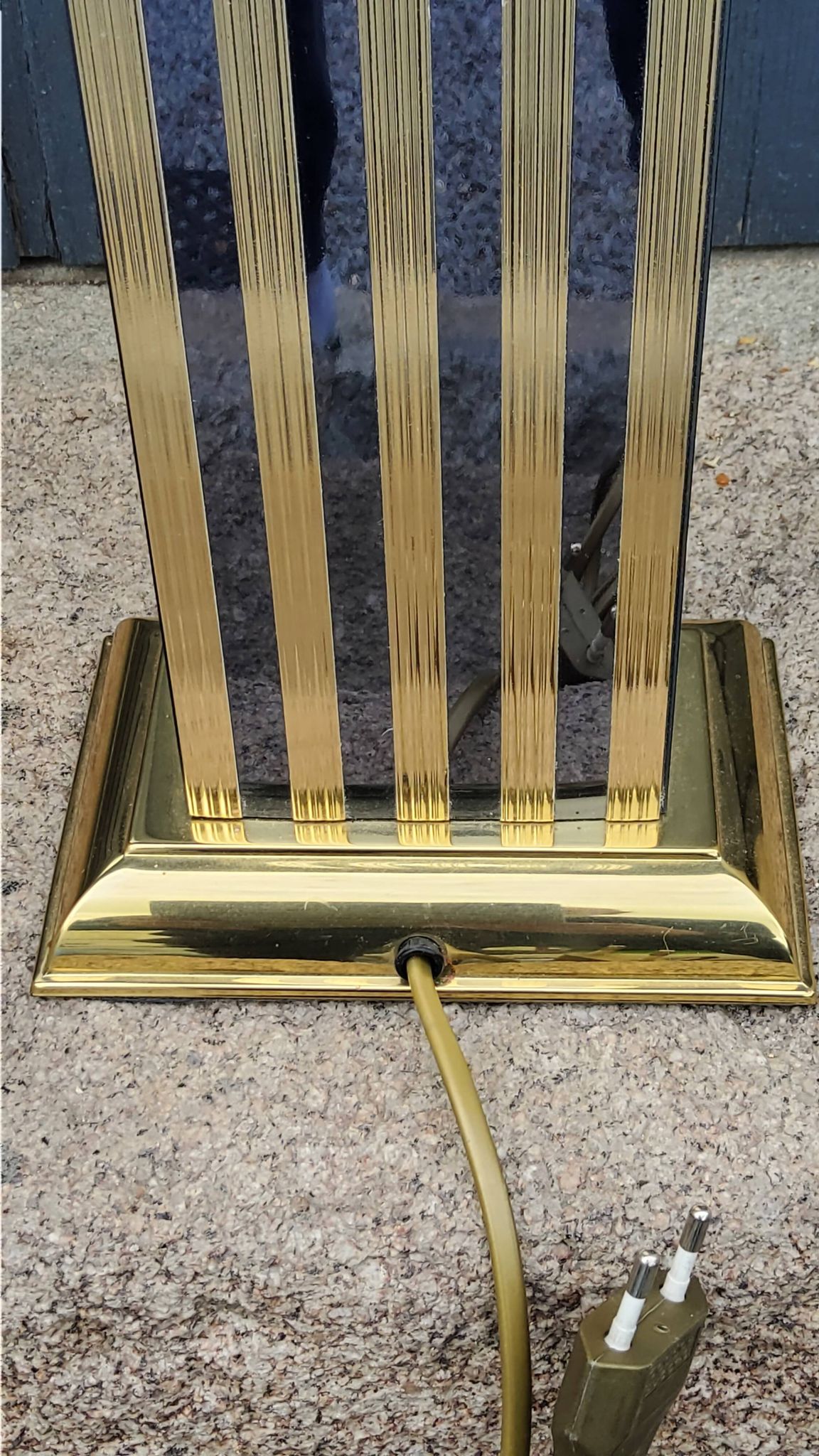 Hollywood Regency style Le Dauphin lamp from the 70s/80s in gilded brass and silver metal