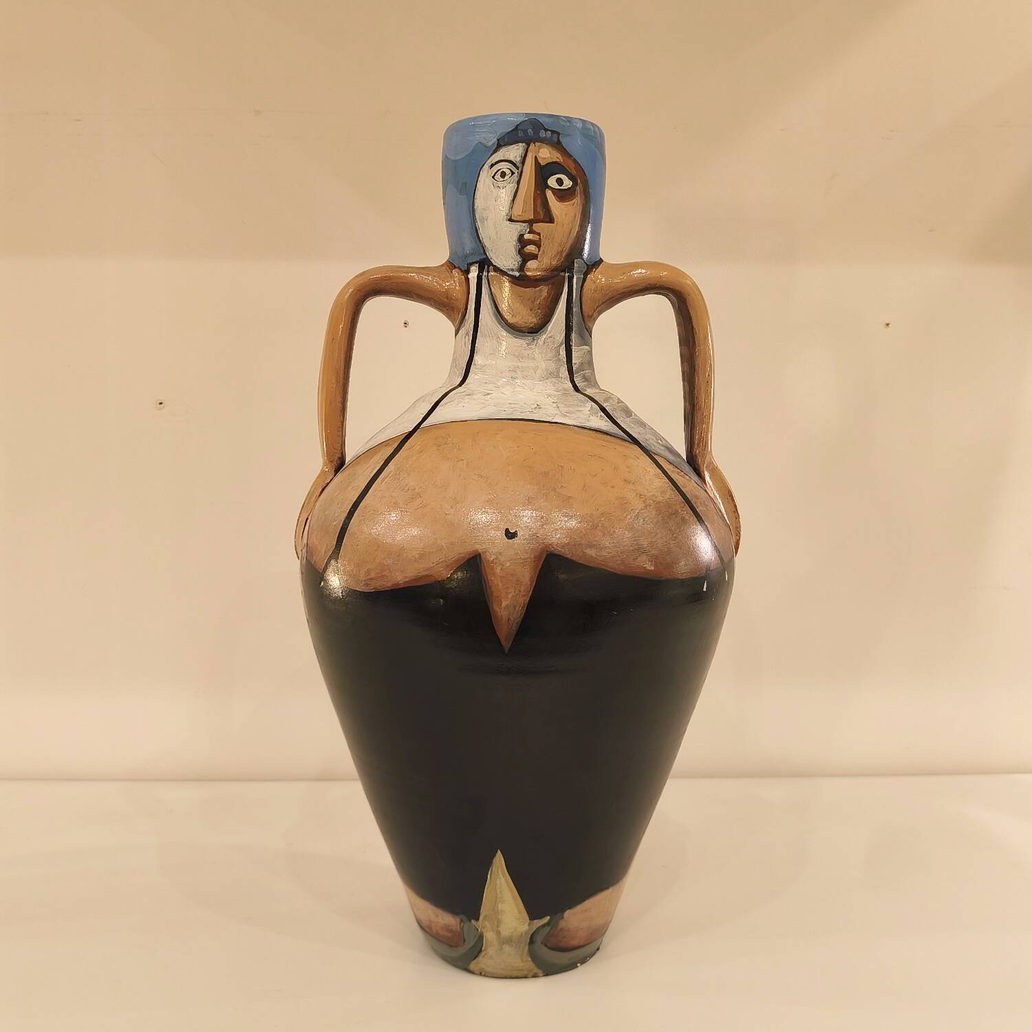 ceramic vase by Thierry Miramon
