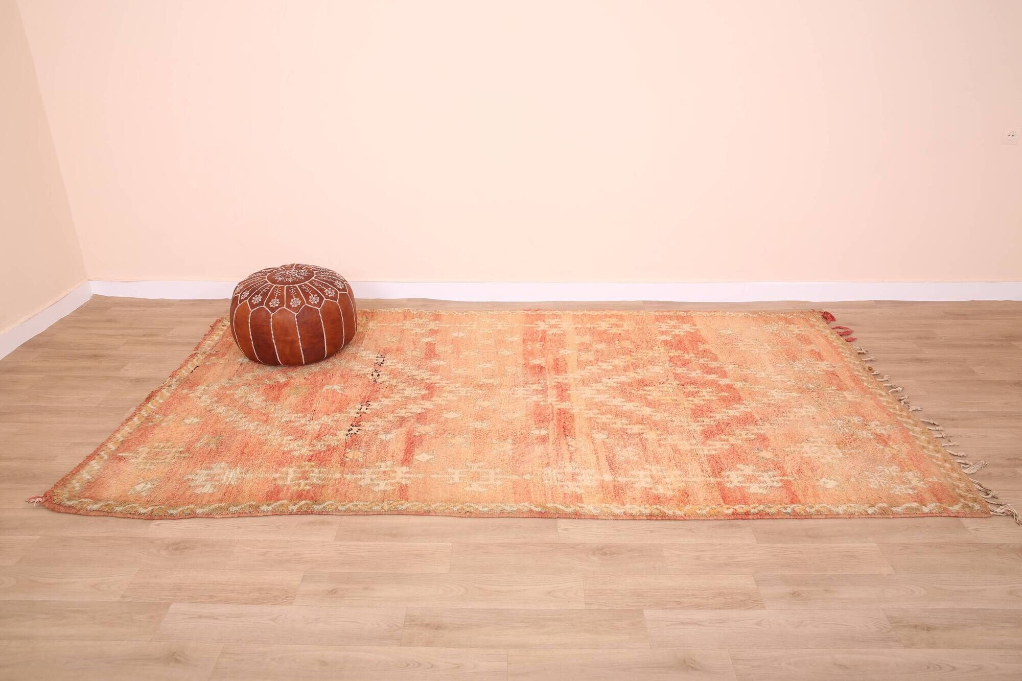Peach Vintage Moroccan Rug 163 x 289 cm, Berber Wool Rug, Handmade Boho Rug