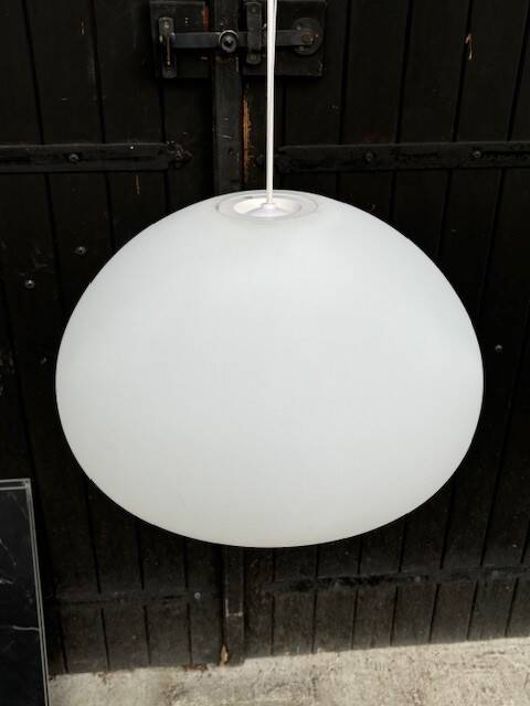 Fluid suspension by Claesson, Koivisto and Rune for Muuto - Sweden 2000s
