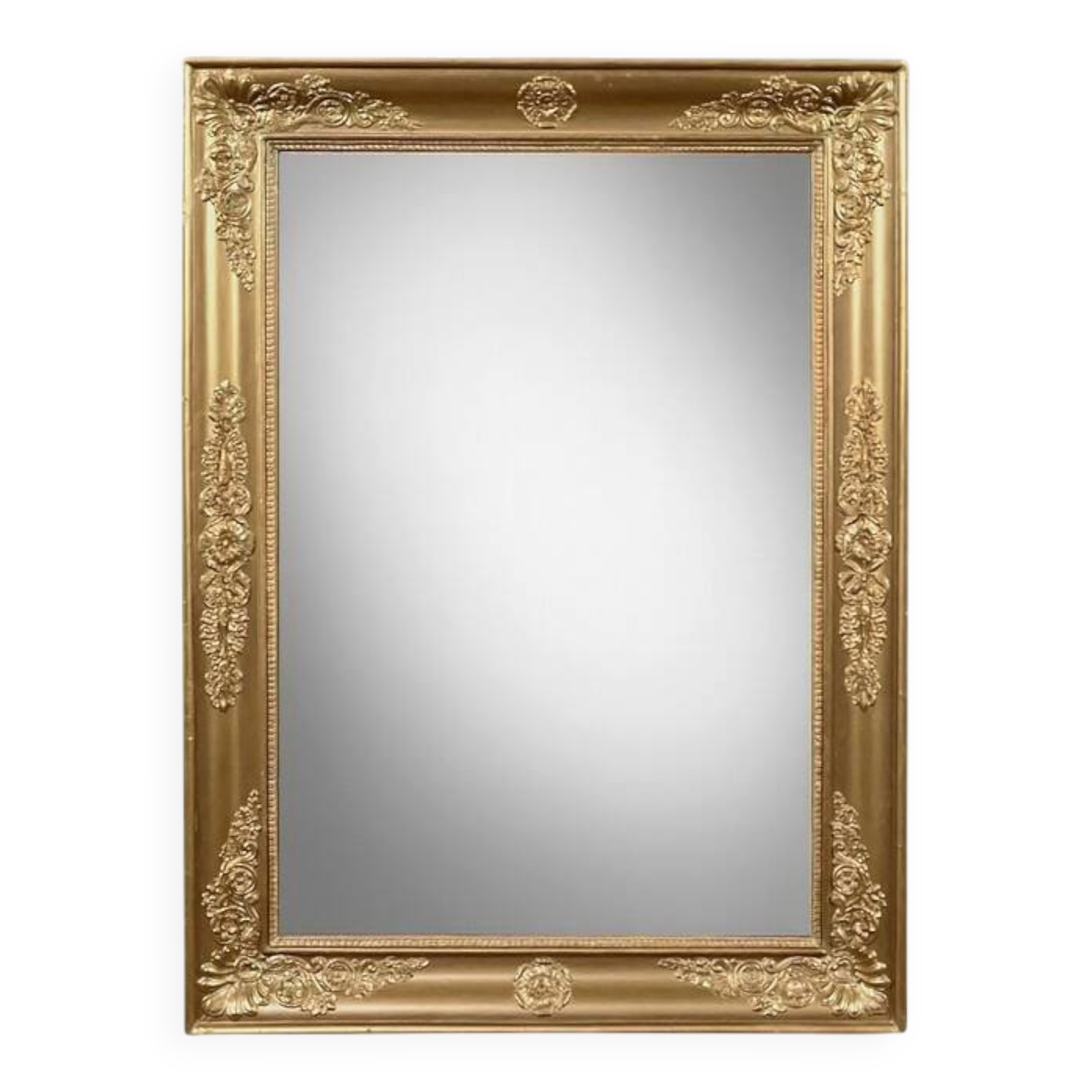 Important miroir en bois doré, style Restauration – Milieu XIXe