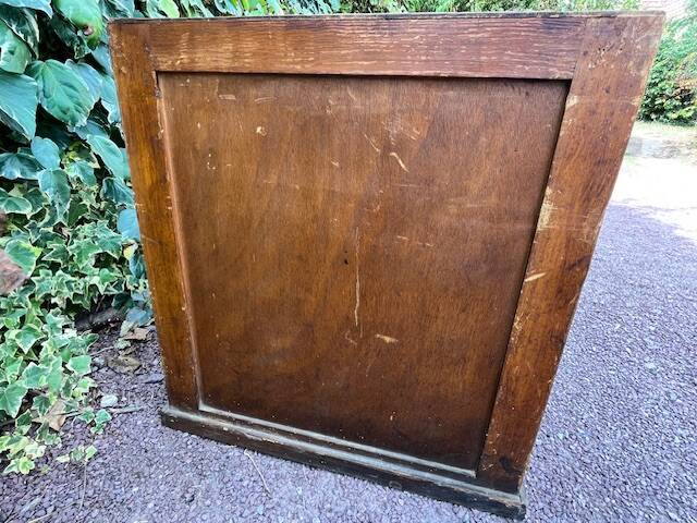 Cabinet - 4 drawer trade furniture with shell handles