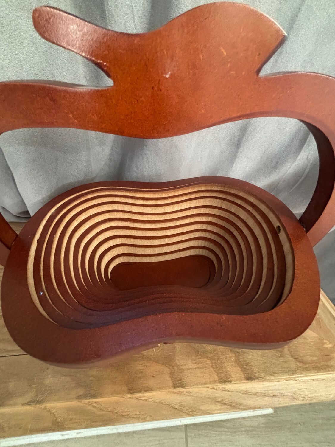 Vintage apple design fruit basket