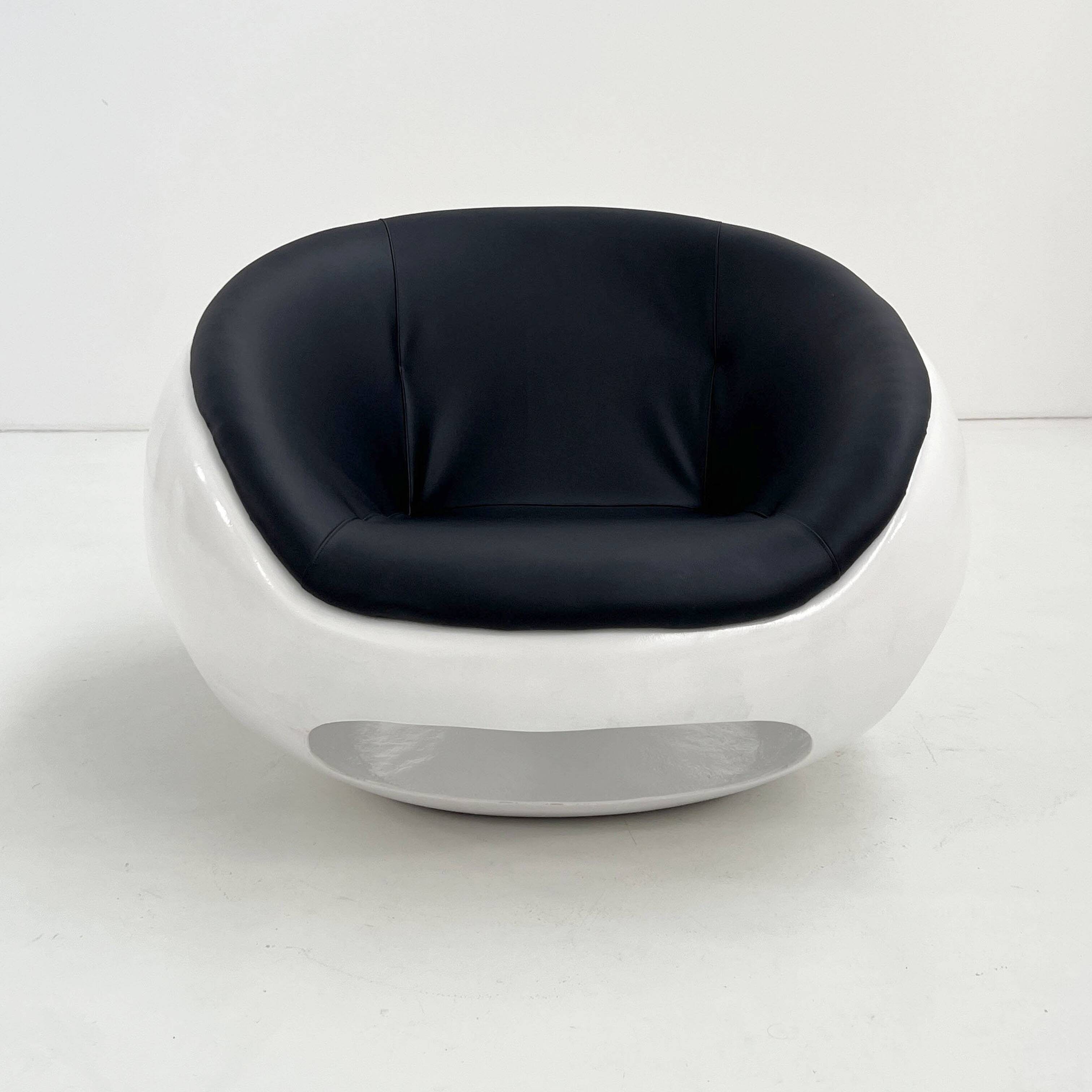 Egg Chair in fibreglass Pod by Mario Sabot, 1960