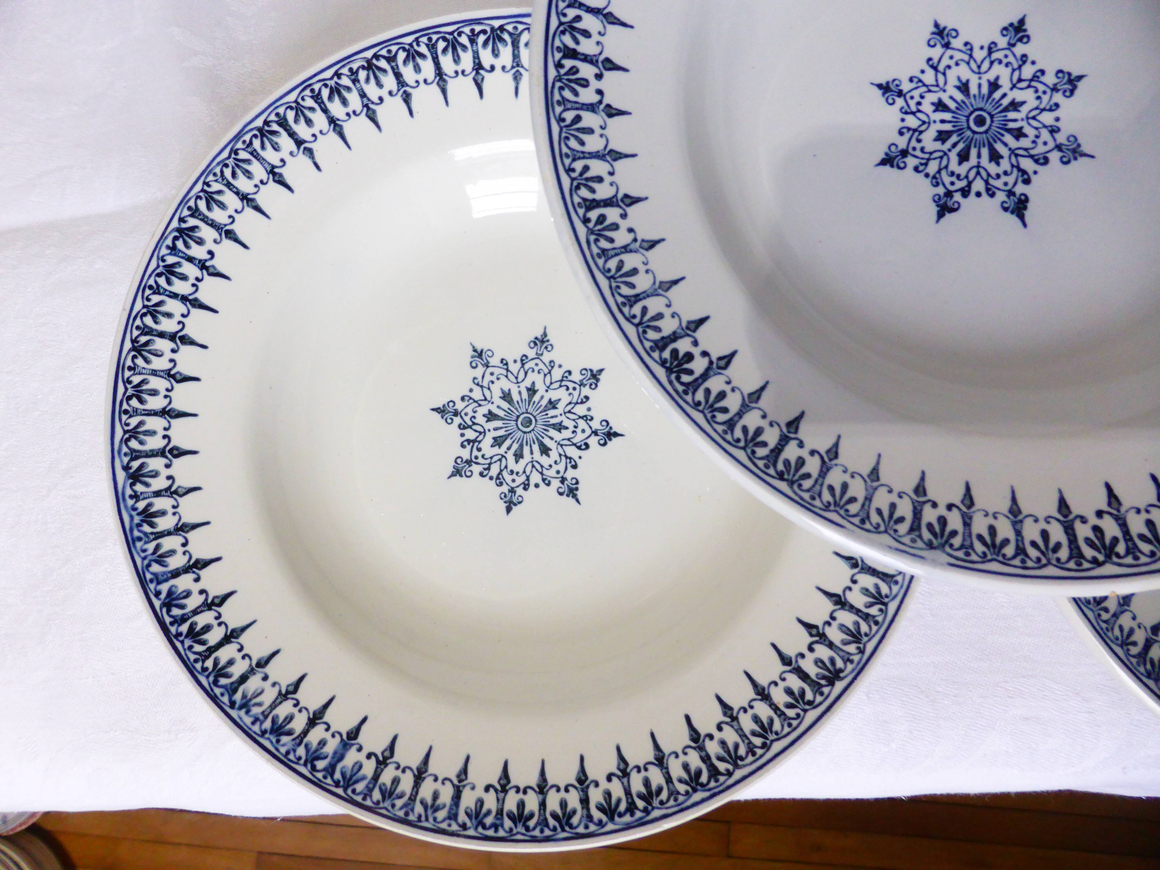 4 deep plates from St Amand model Primax 211240