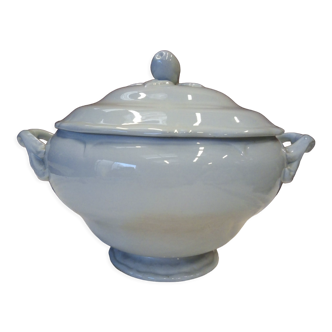 White ceramic tureen