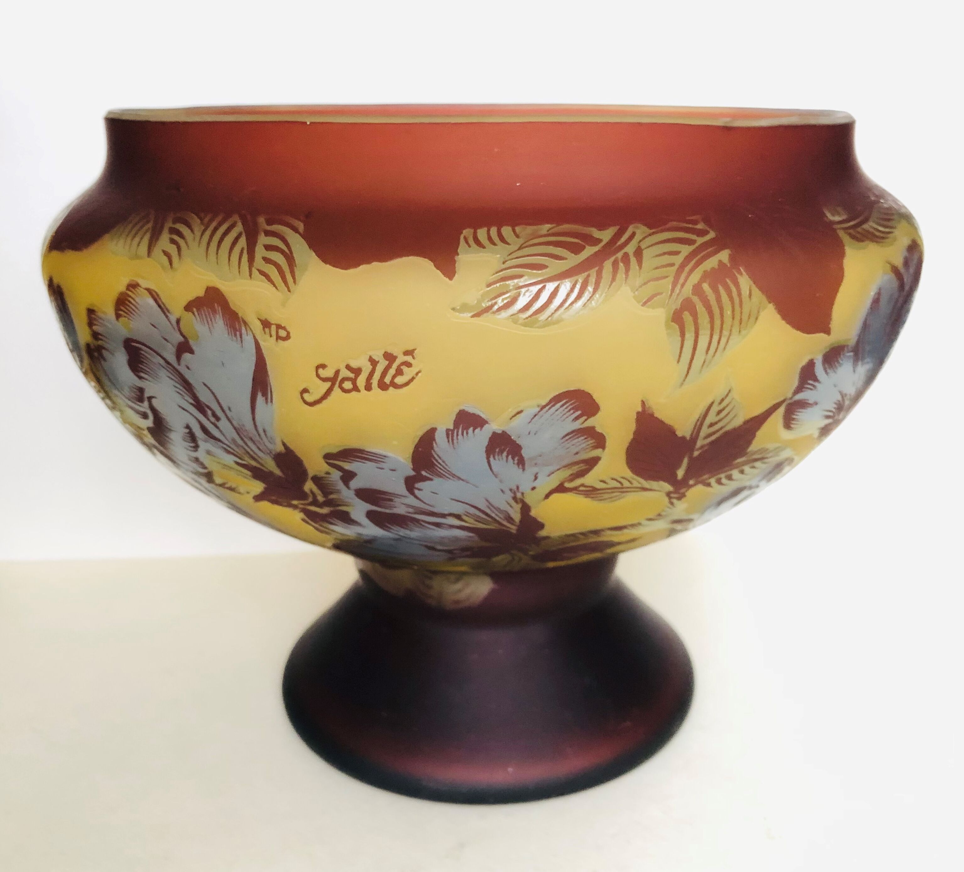 Great Gallé Cup