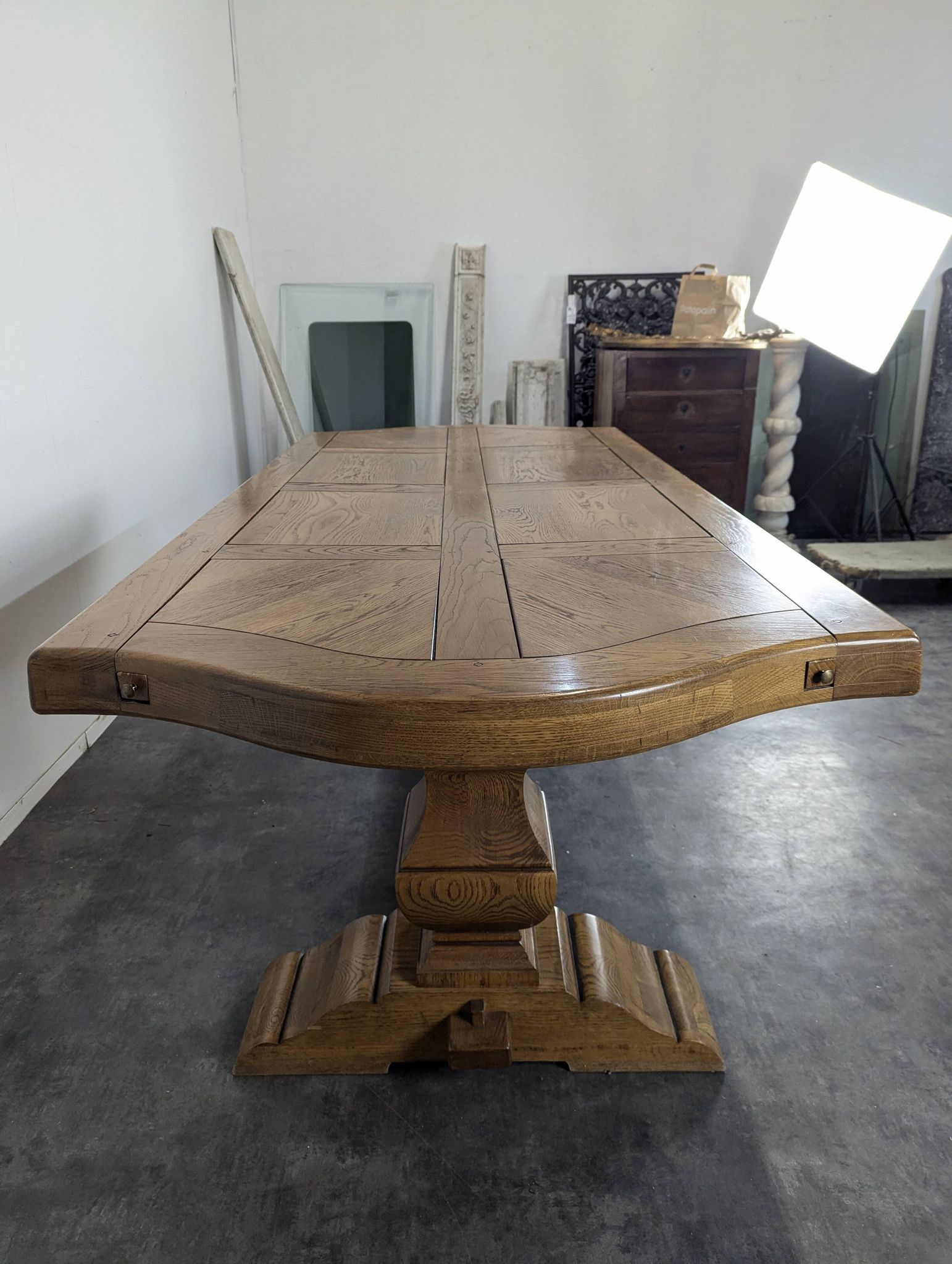 Table de monastère en chêne massif