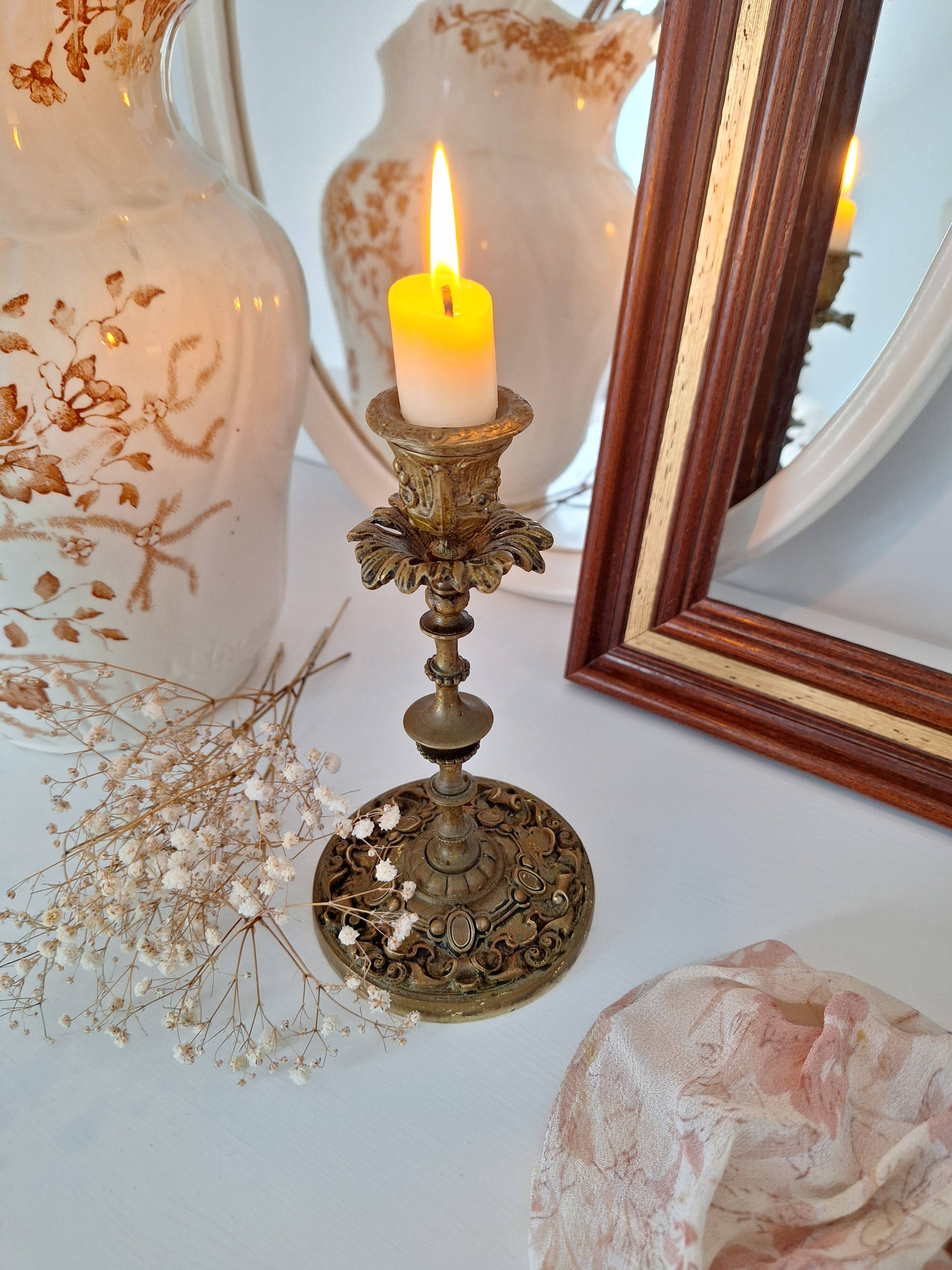 Baroque candle holder