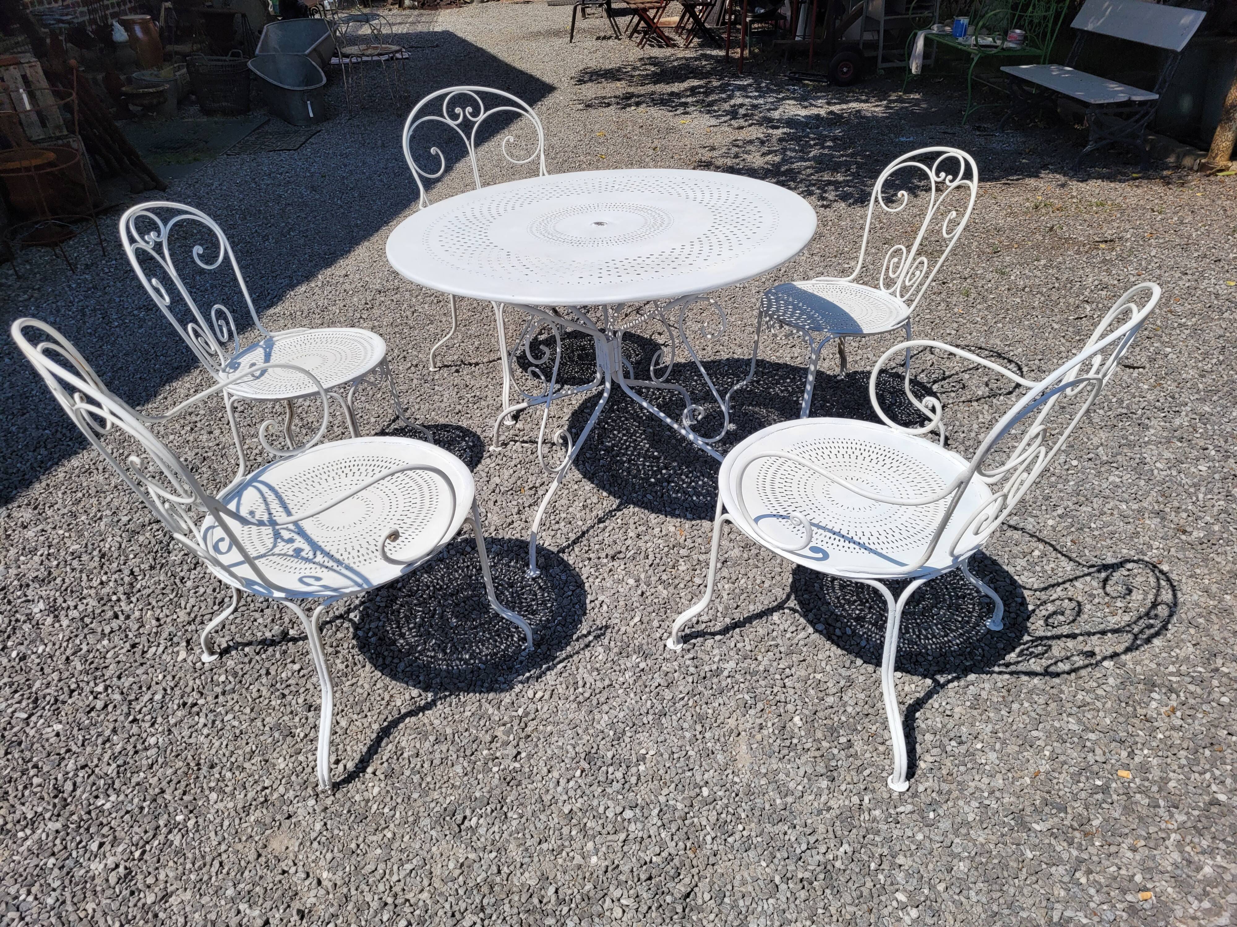 Old wrought iron garden furniture 3 armchairs + 2 chairs