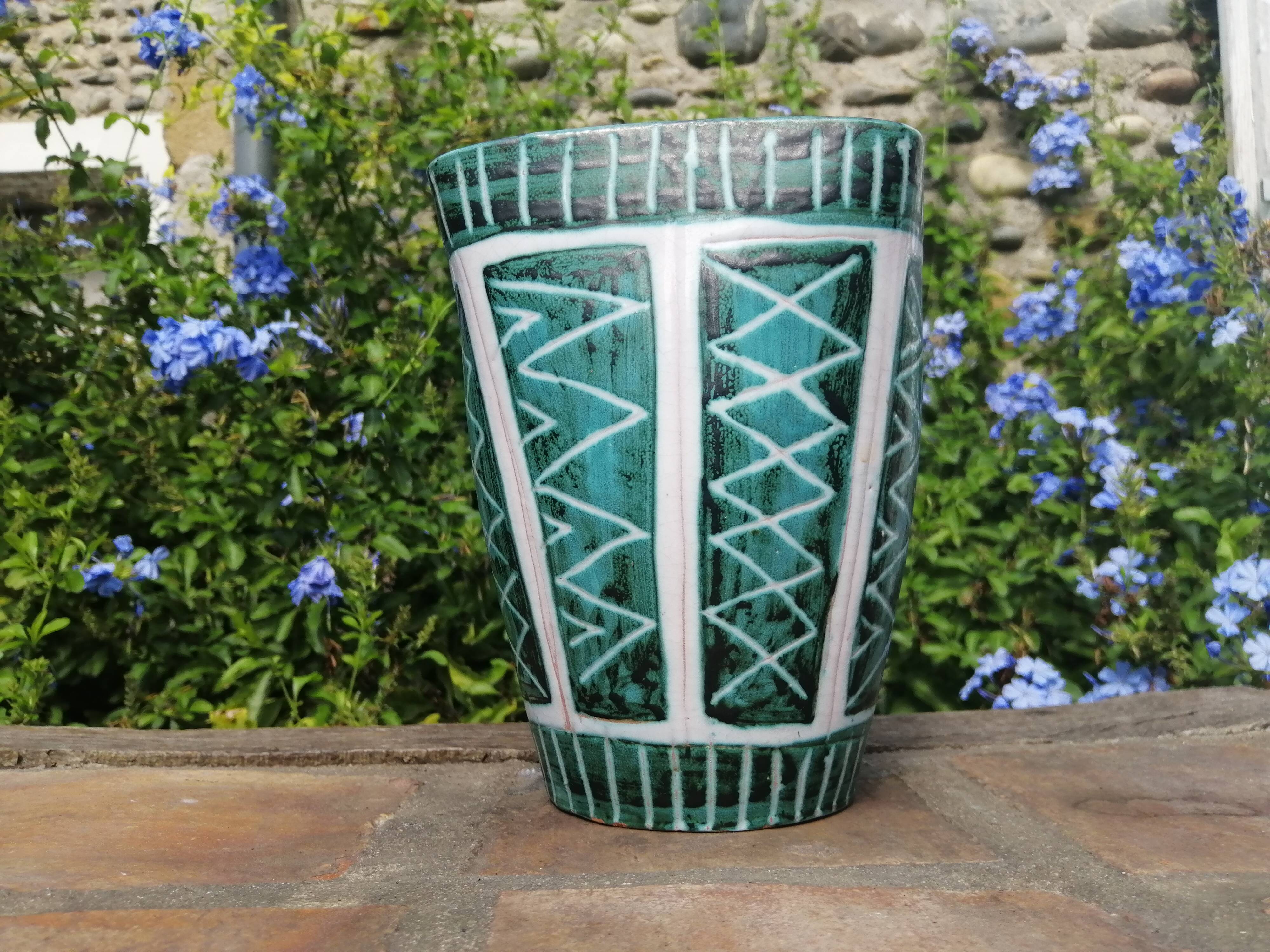 Vase signed by Michel Alexandrov