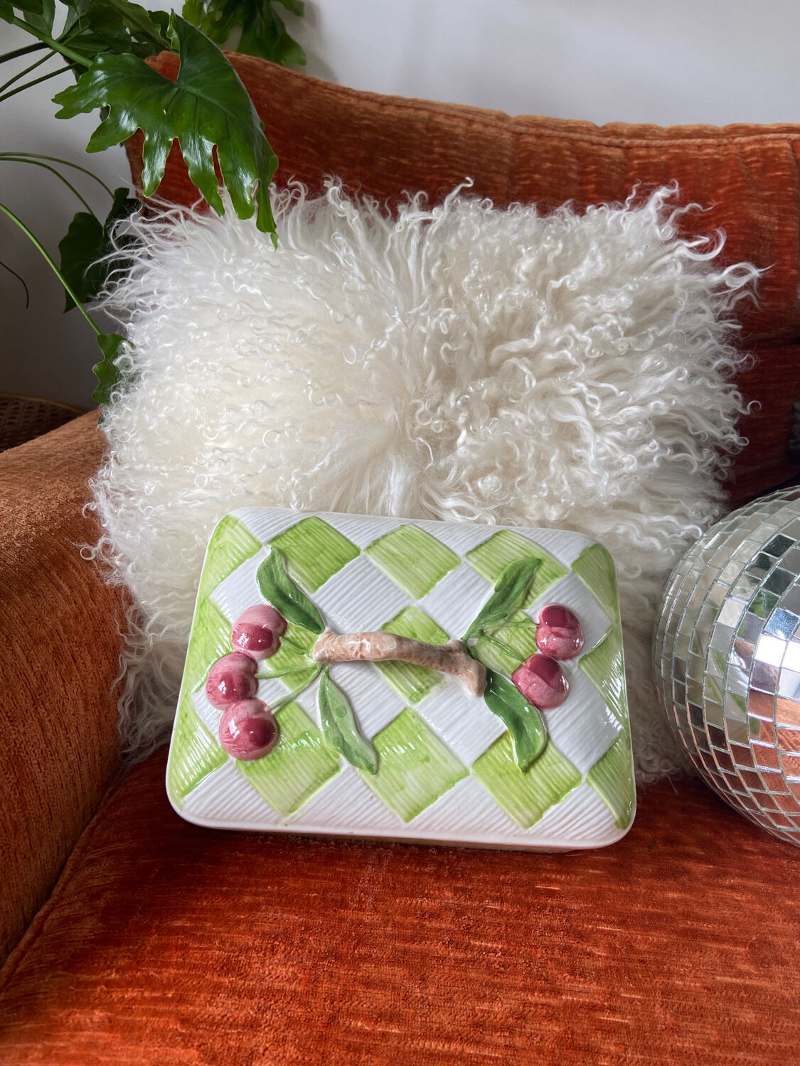 Box Ceramic Cherries Slip