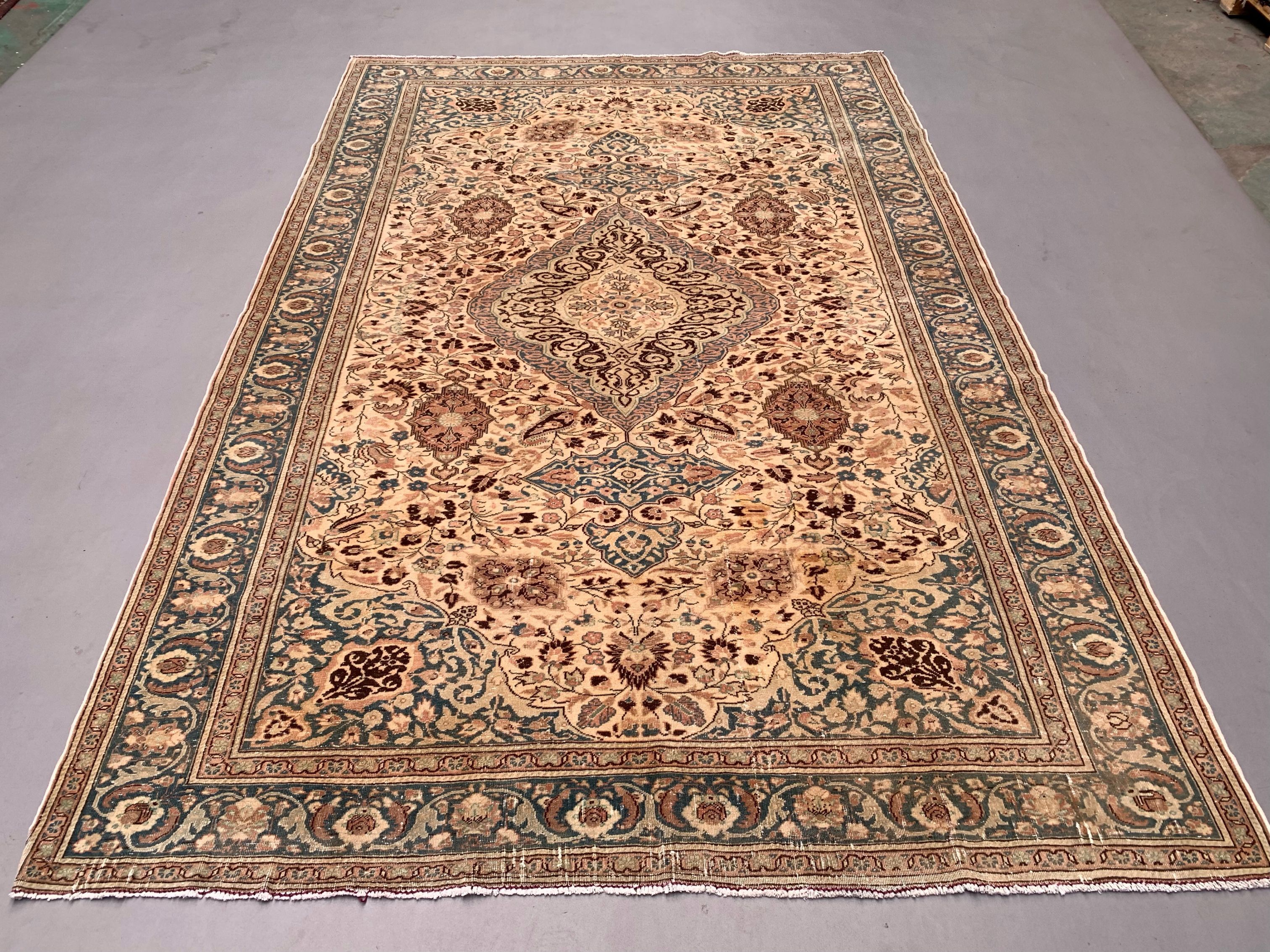 Vintage Turkish Rug 297x197 cm