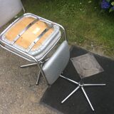 Vintage swivel chairs with chrome tubular base and silver skaï brand unic desing.