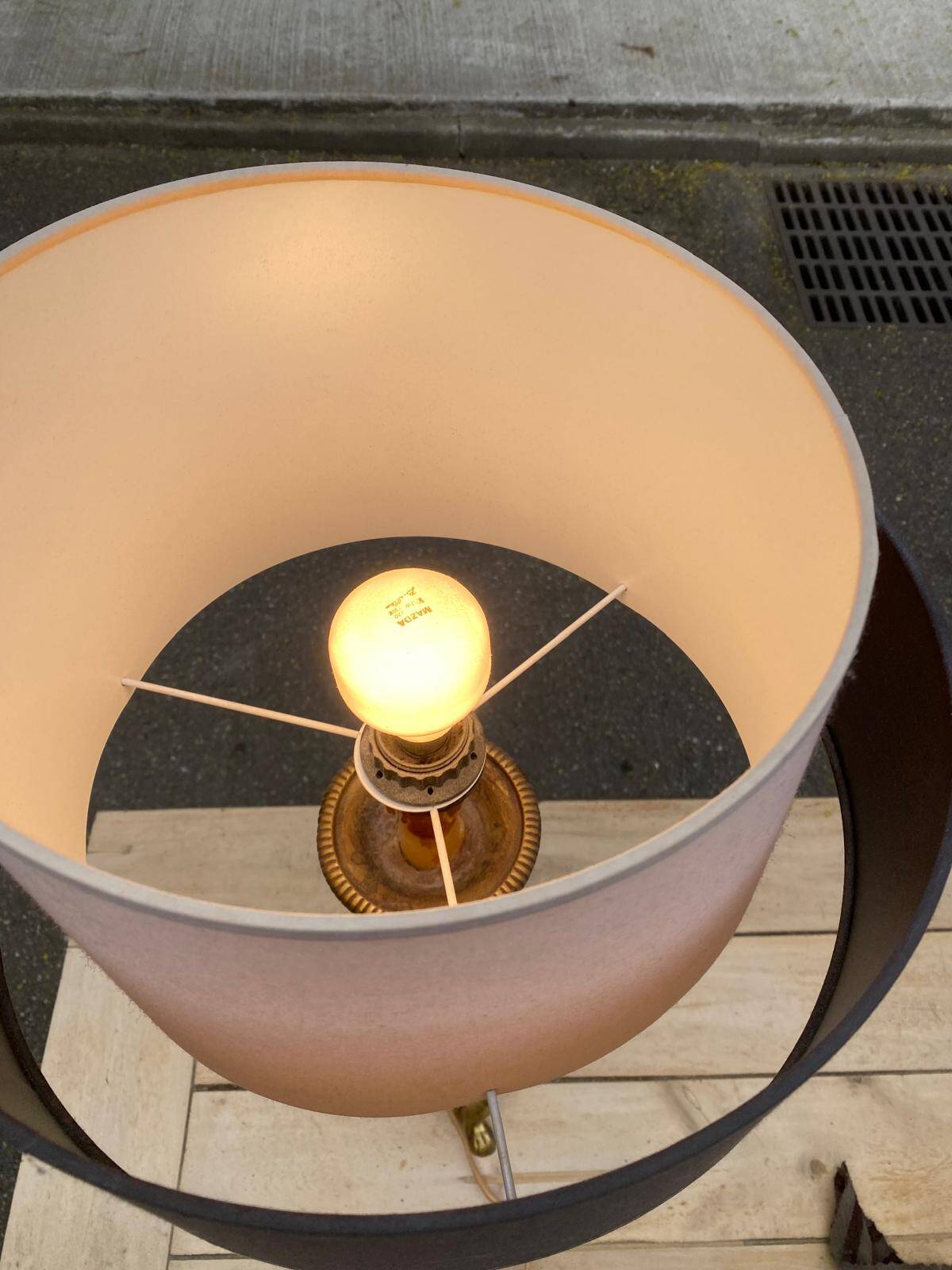 Vintage candle holder lamp in gilded bronze from the 19th century.