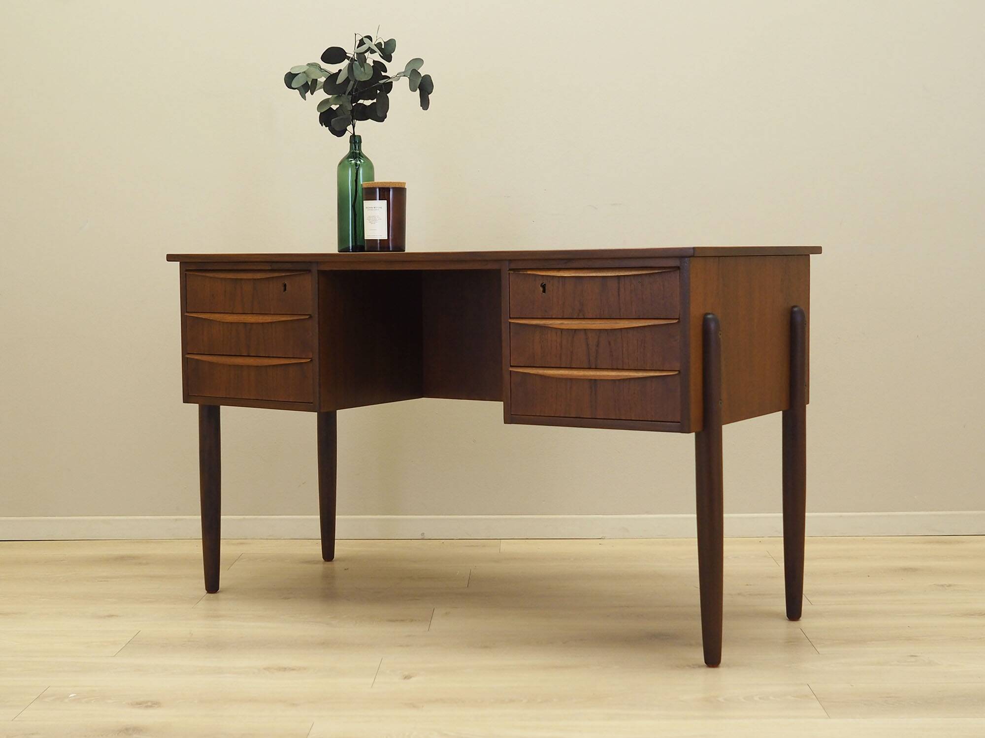 Teak desk, Danish design, 1960s, manufactured in Denmark