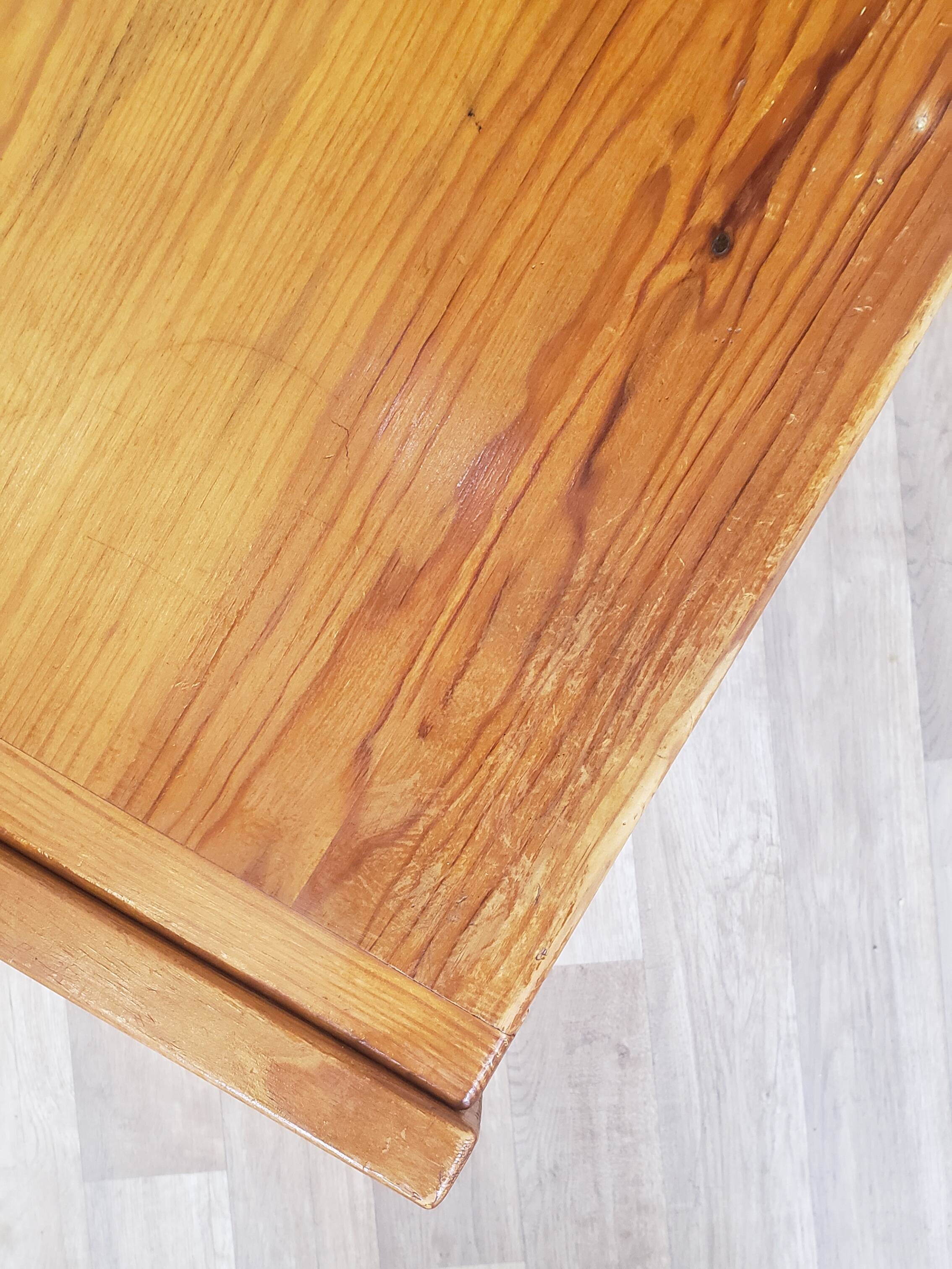 Vintage desk / Lectern