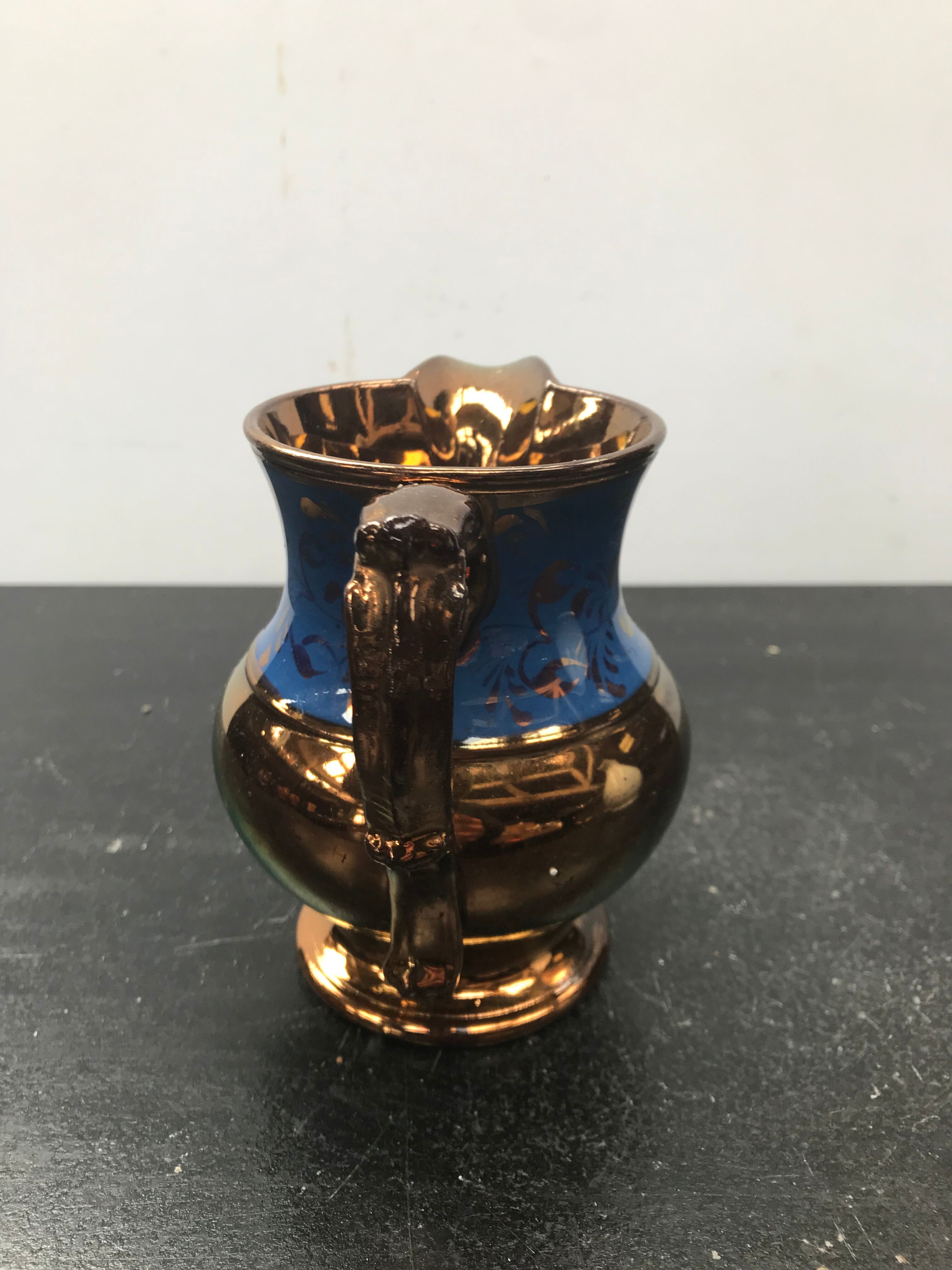 Former jersey pitcher golden ceramics - vintage blue