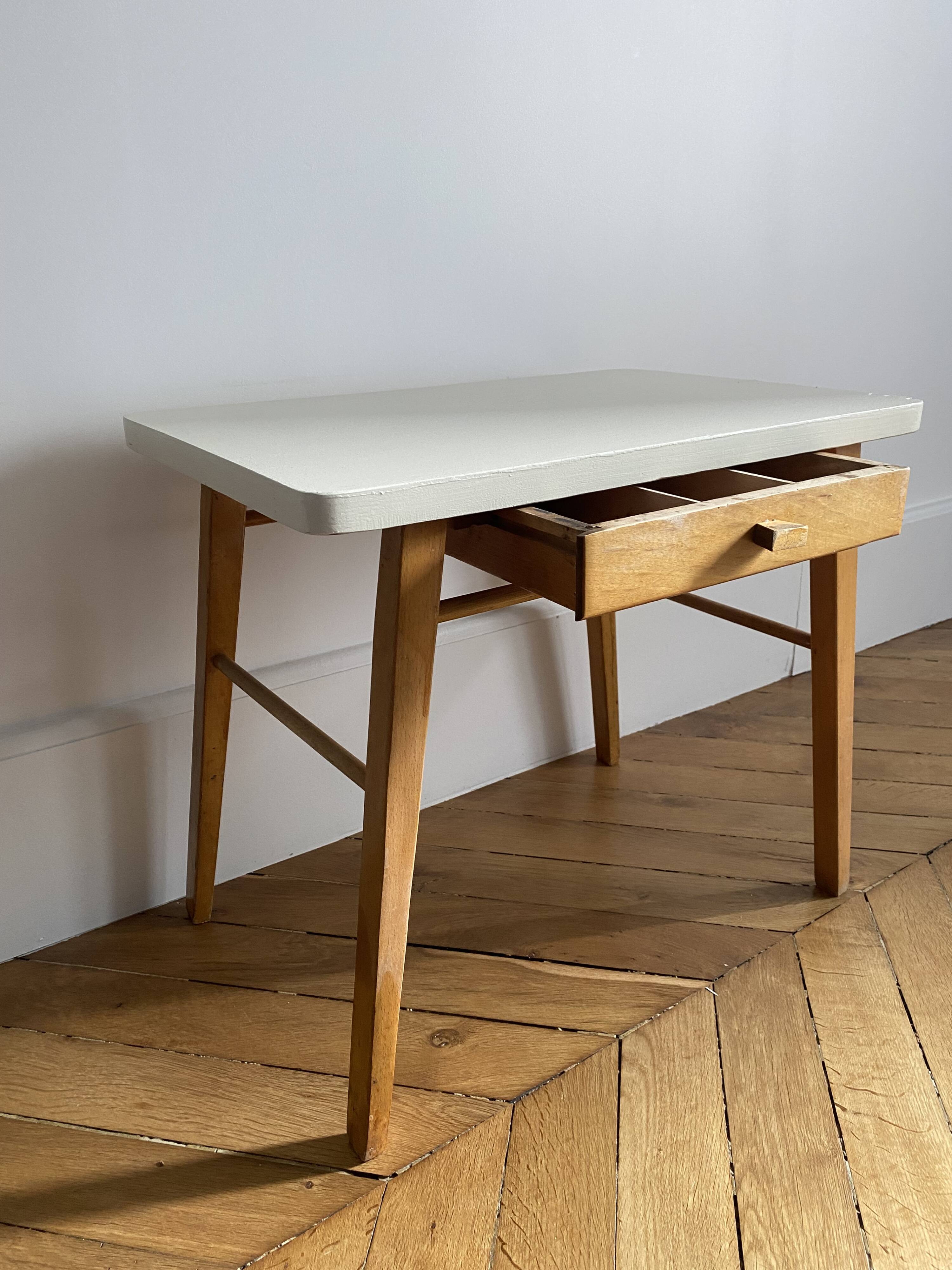 Children's desk side table