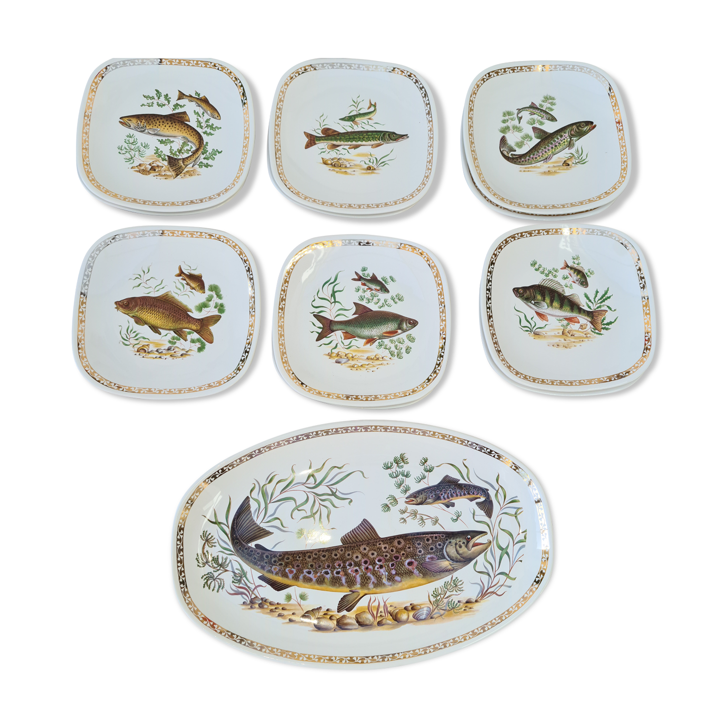 Lonchamp fish service: 12 plates and a dish