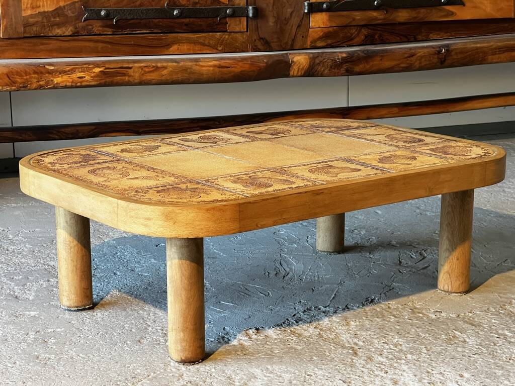Roger Capron coffee table with bird decoration, 1960