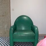 Green club armchair ultra design in contemporary vintage leather