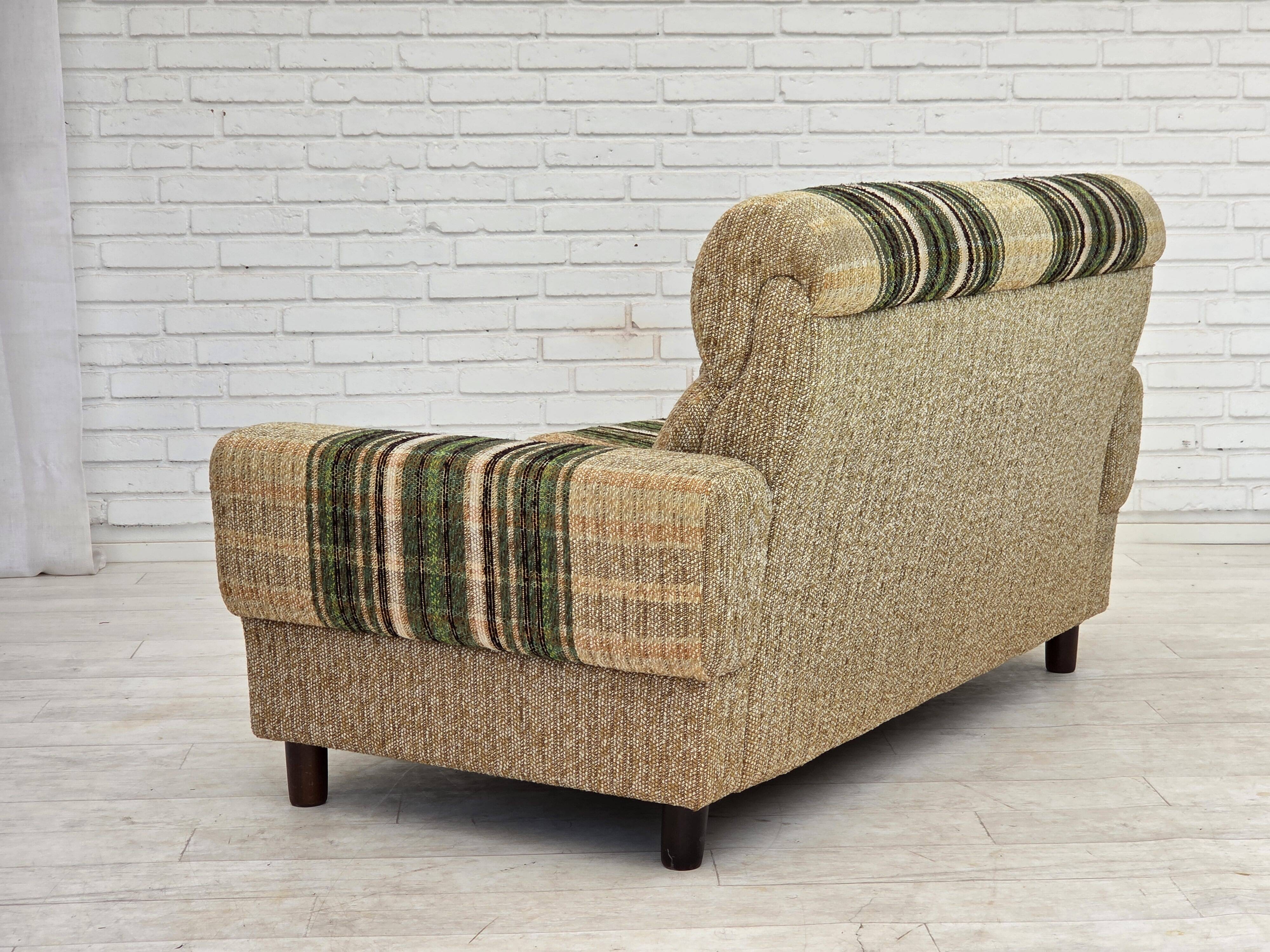 1980s, Danish 2-seater sofa by Nisbo Horsens, furniture wool.