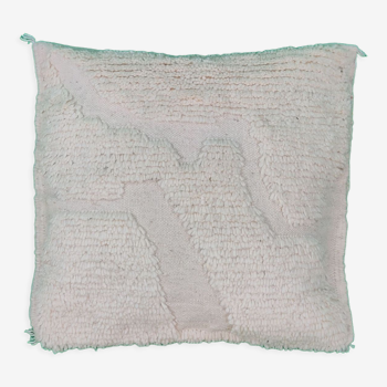 Blessed cushion Ouarain white on white