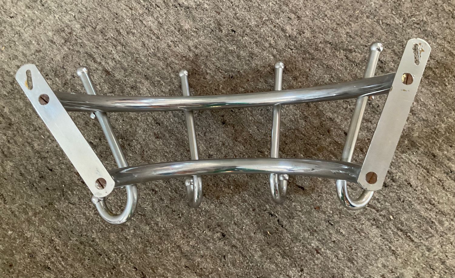 Circular chromed metal coat rack from the 50s-60s