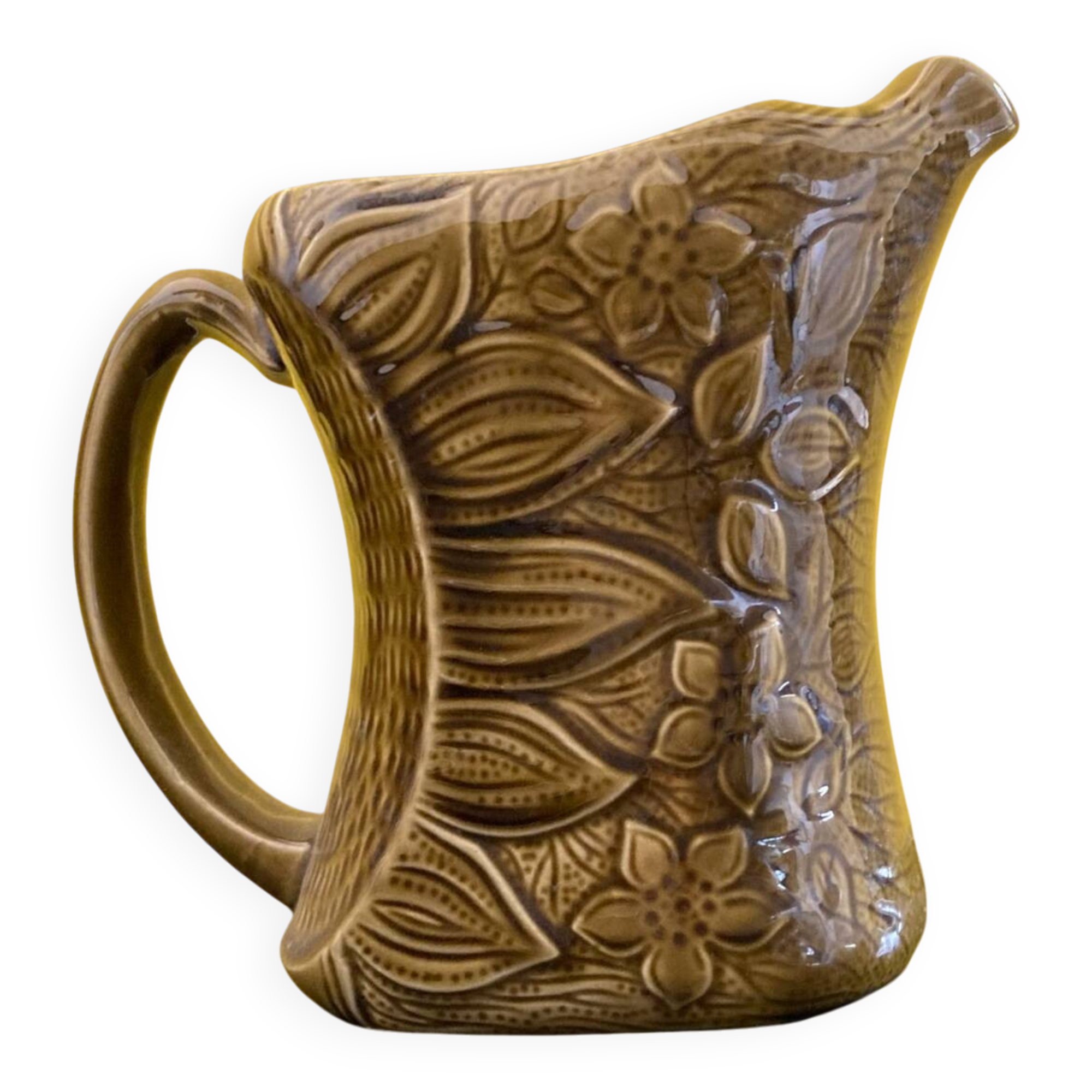 Sarreguemines water jug in slipware