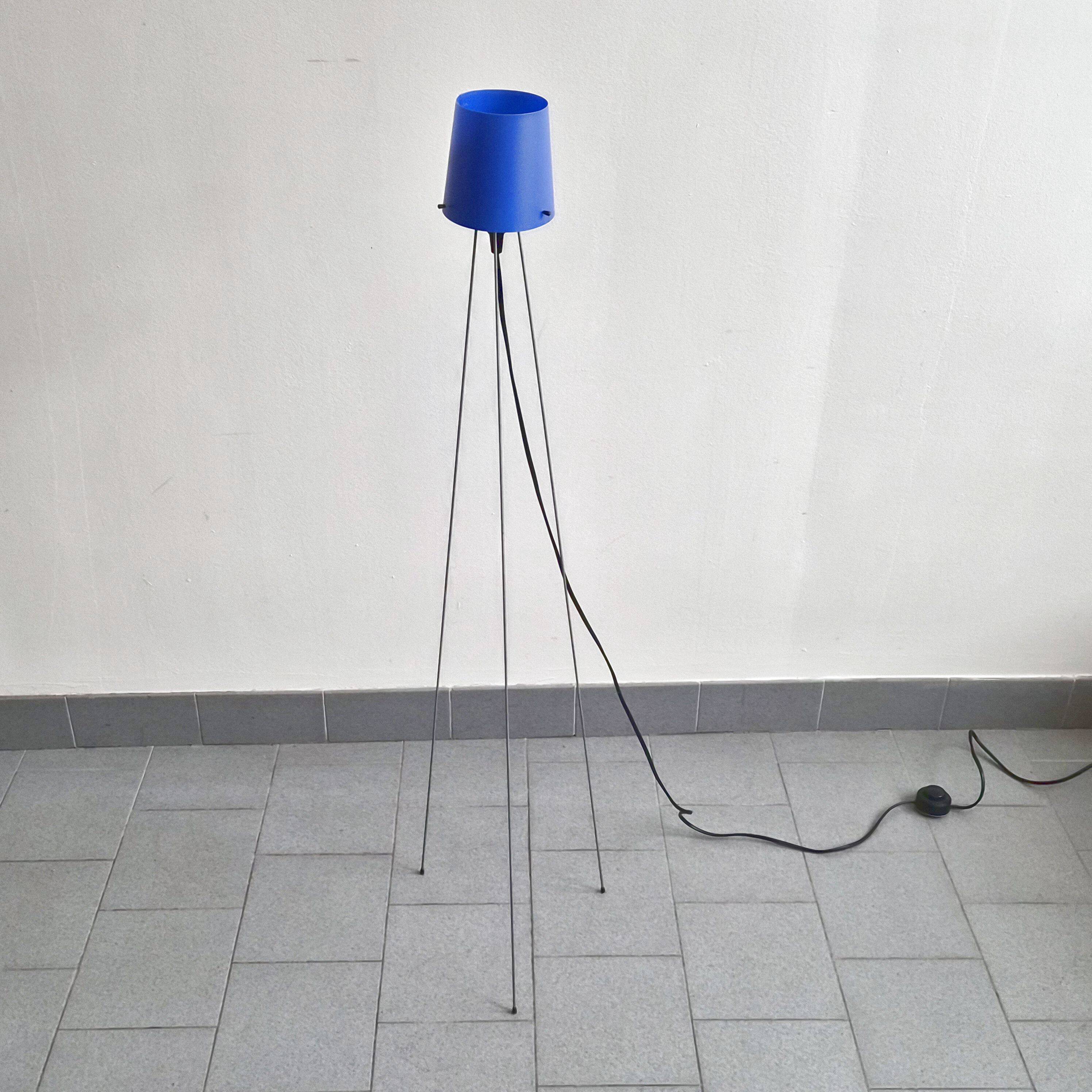 Vintage tripod floor lamp 1990