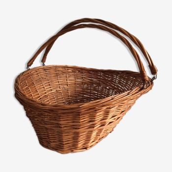 2-handle wicker basket