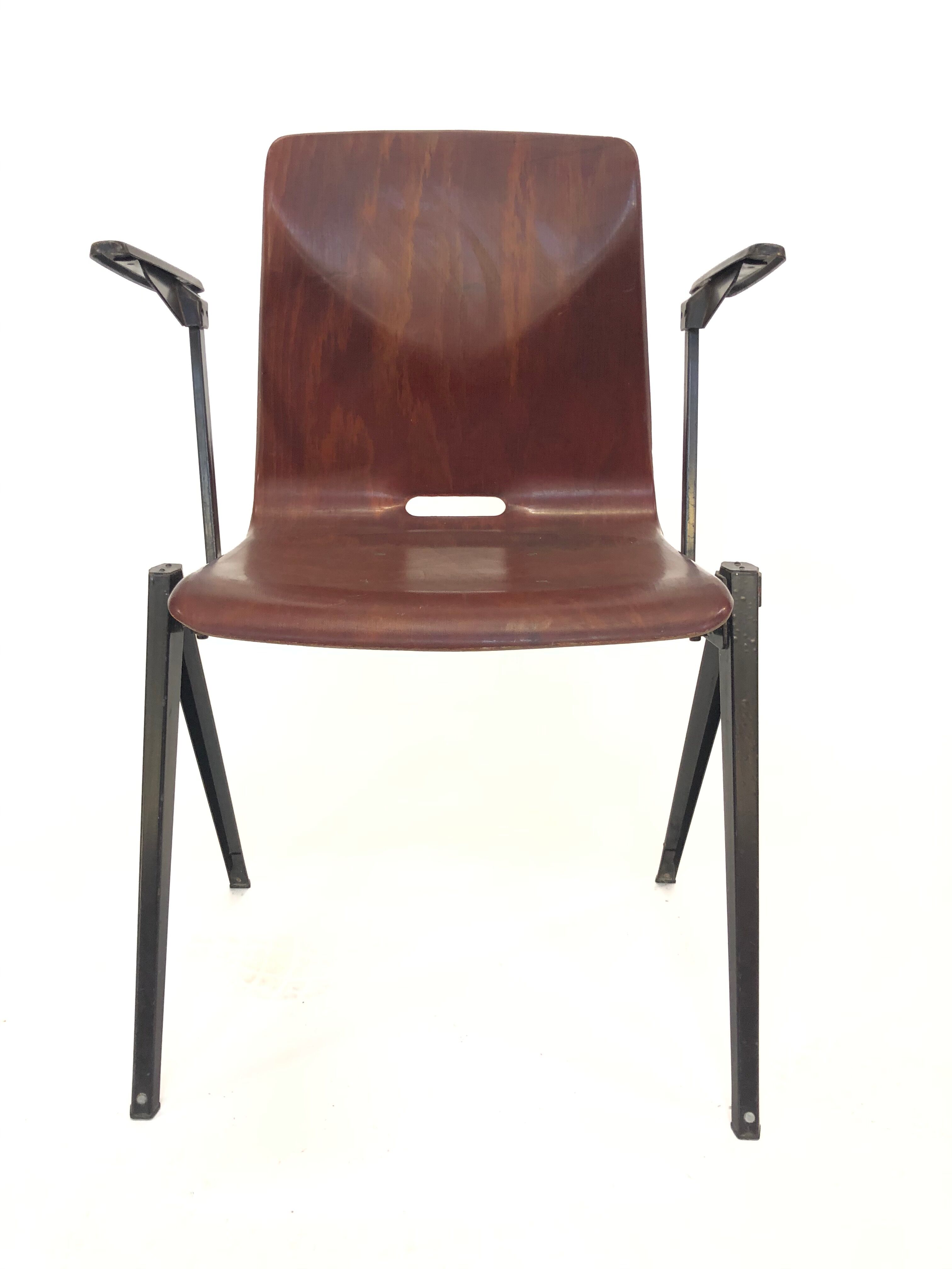 Chair Pagholz Galvanitas S22