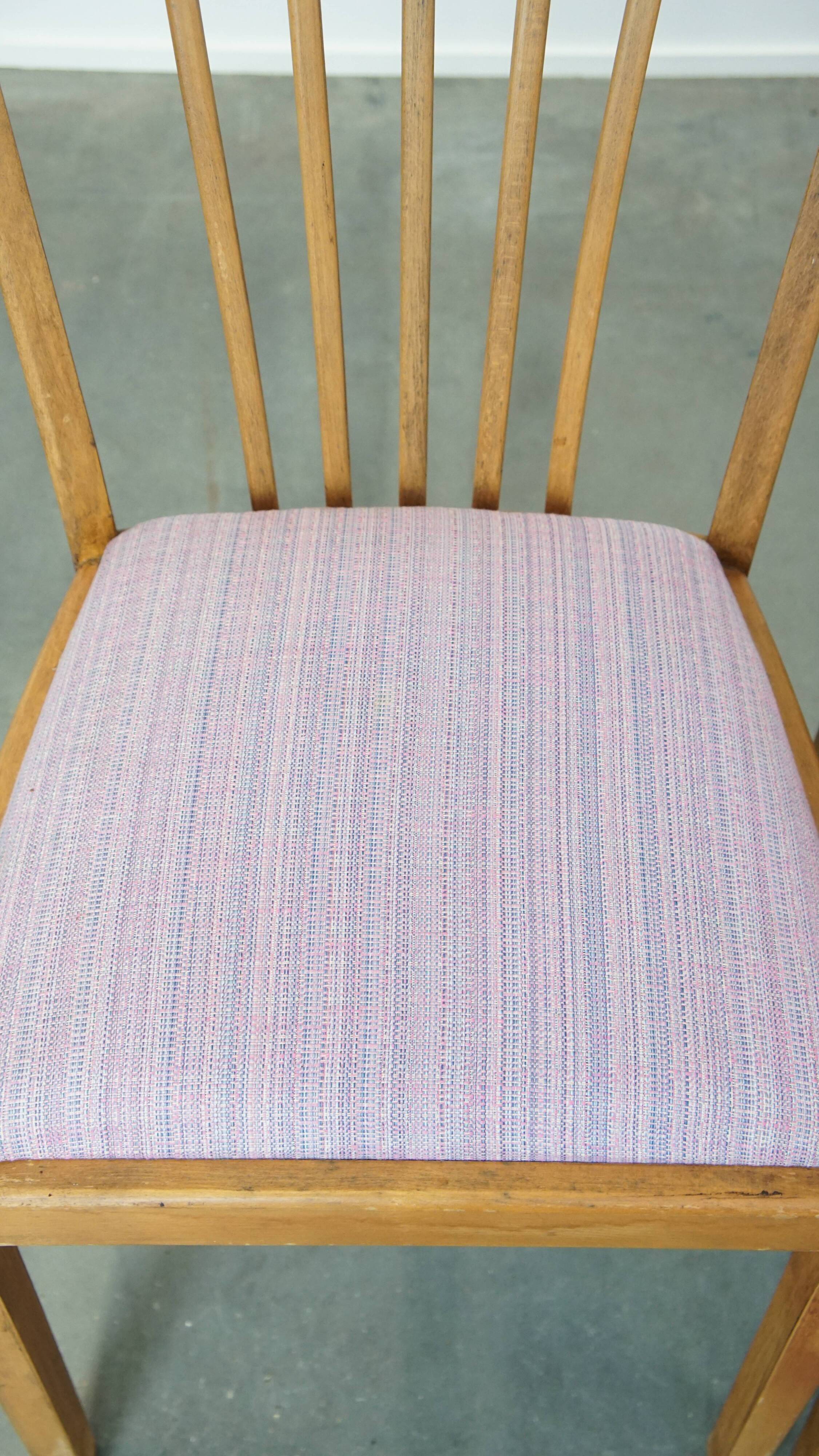Set of 6 vintage Danish design dining chairs from the 1970s with light purple fabric seats